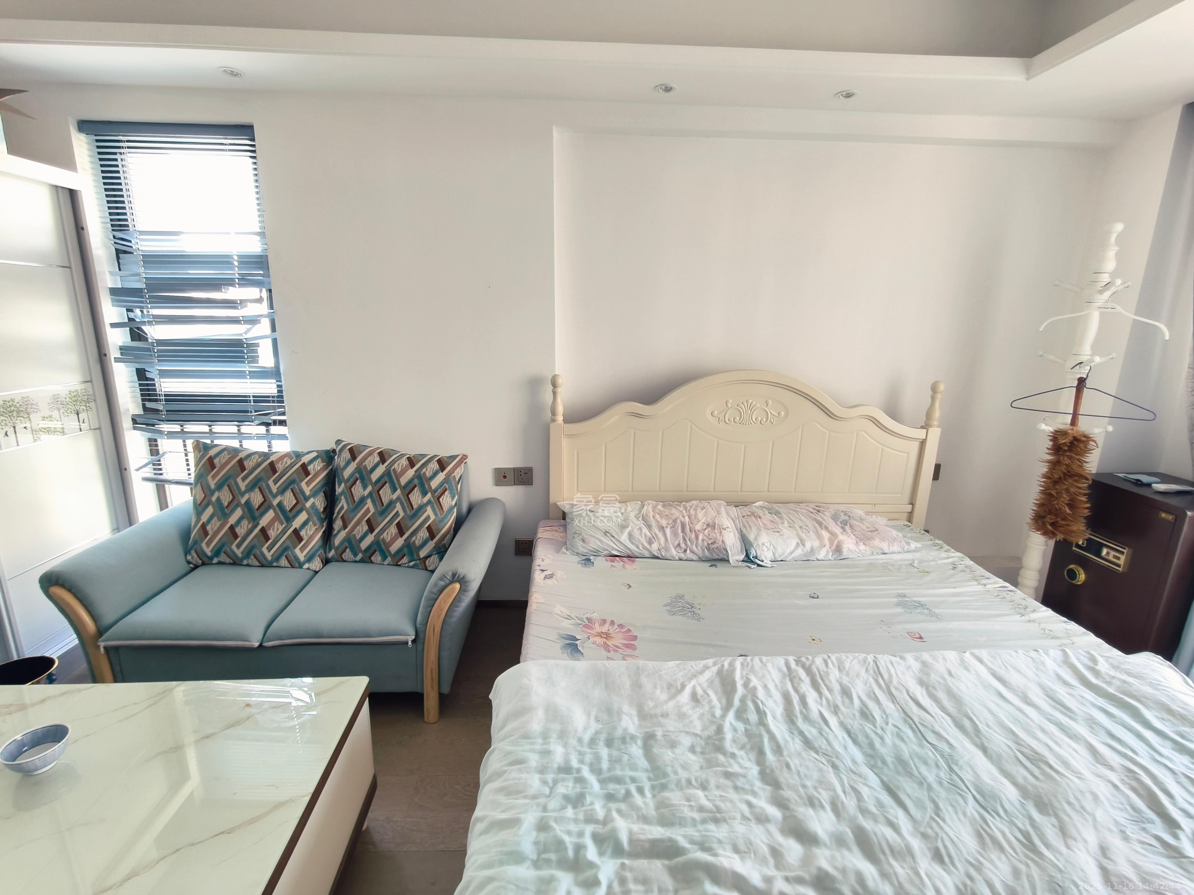 旭辉华宇南宸府  1室1厅1卫    1300.0元/月室内图