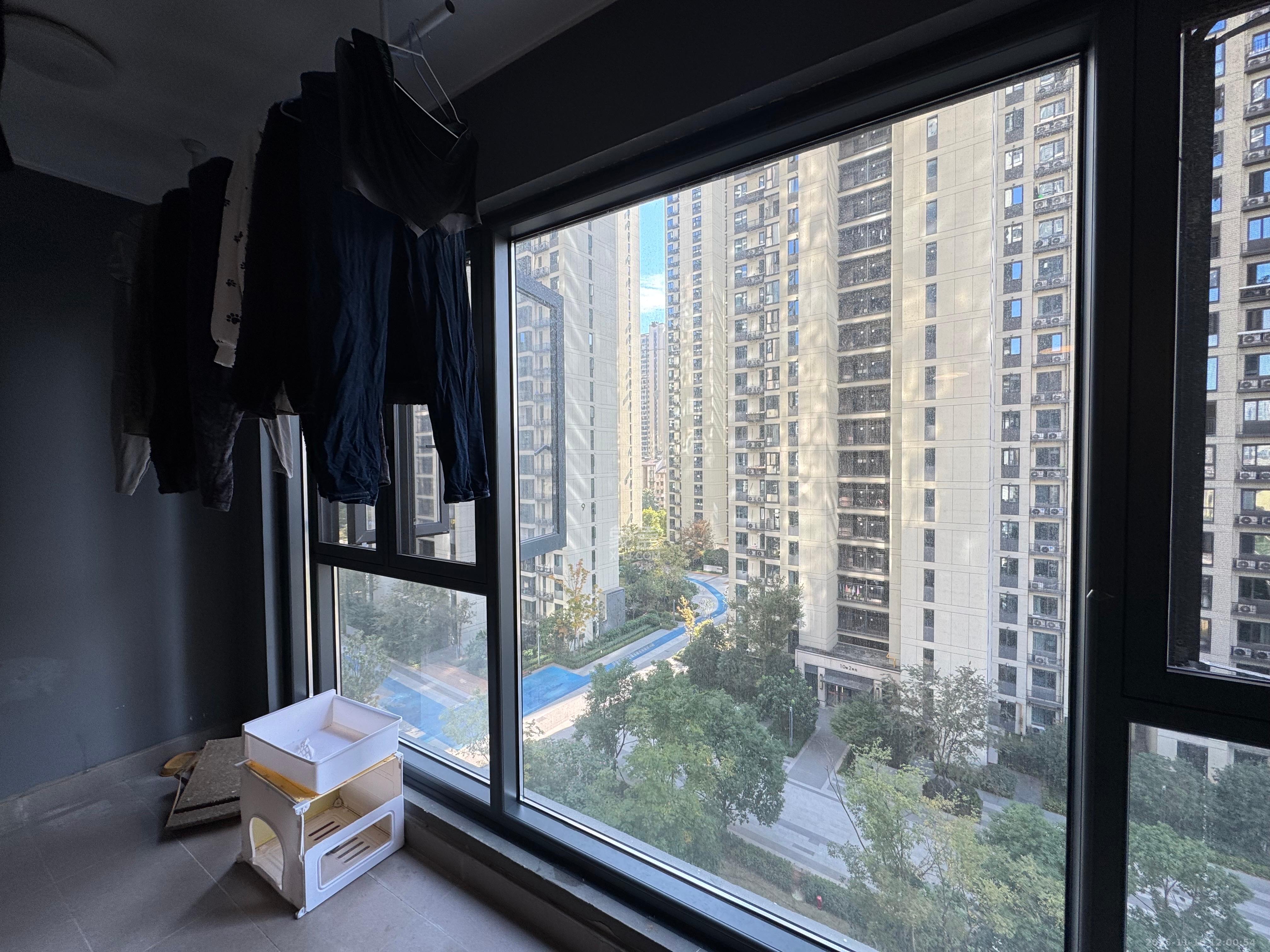 旭辉雨花郡  3室2厅2卫    4300.0元/月室内图