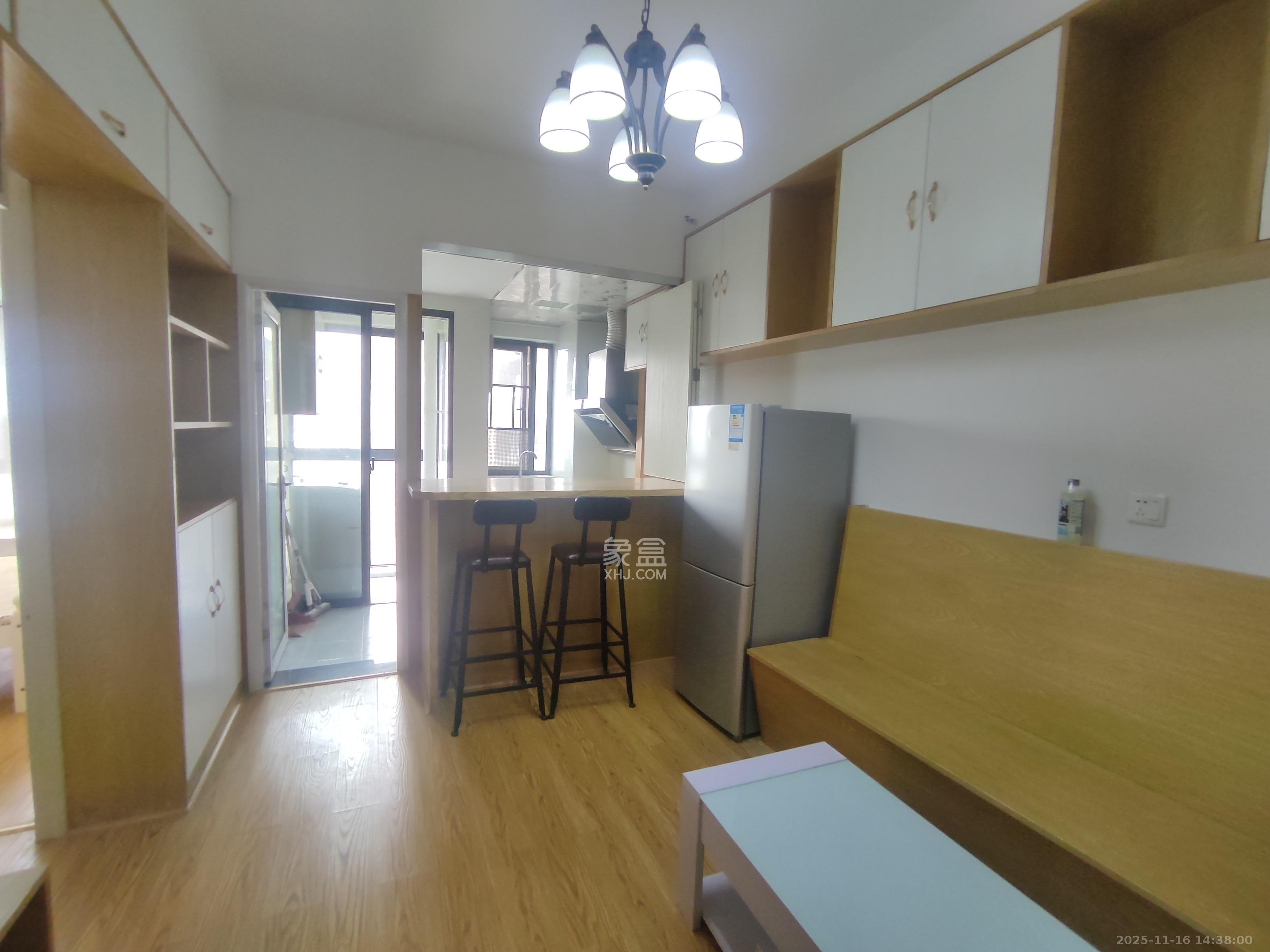 博林云栖  1室1厅1卫    1700.0元/月室内图