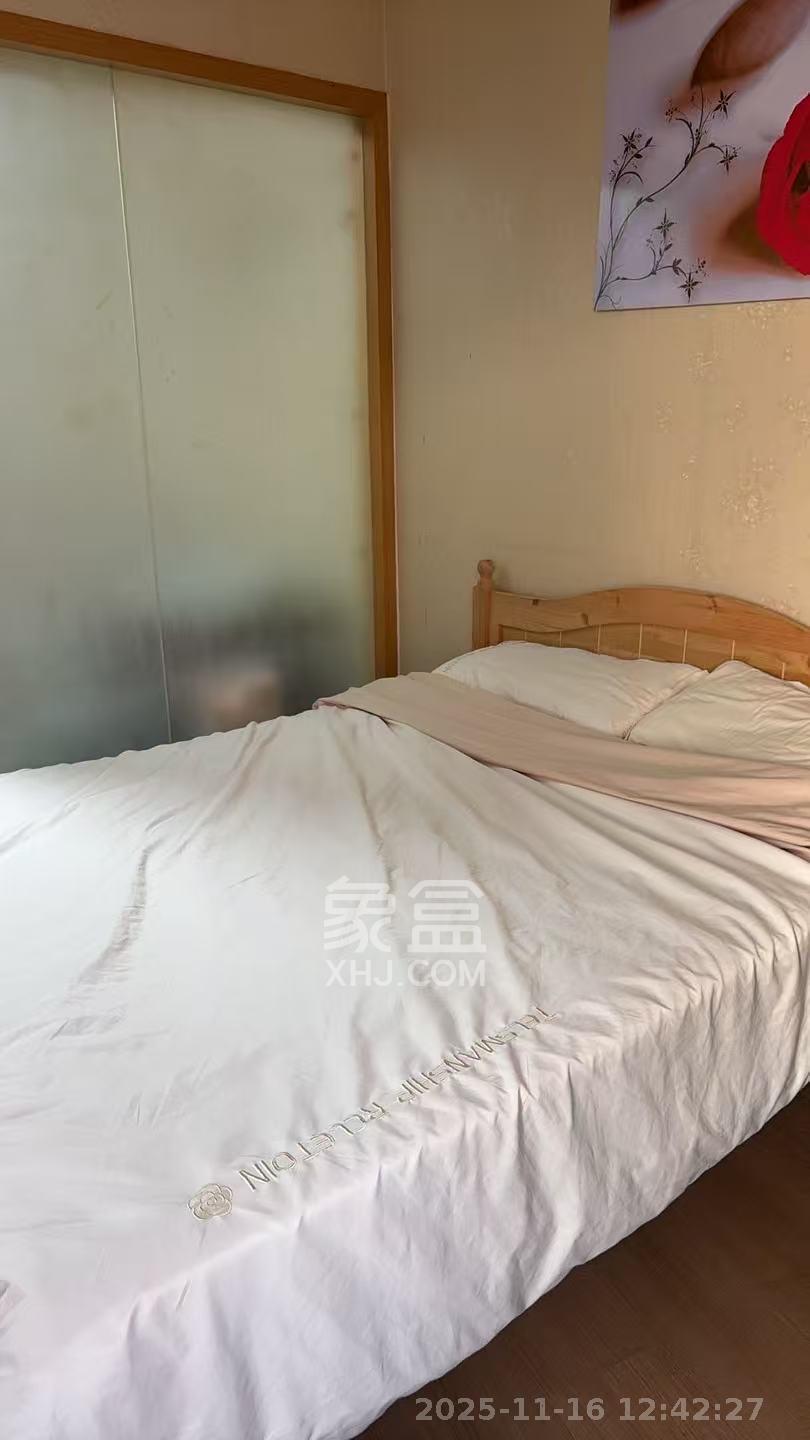 通华天都  1室0厅1卫    1300.0元/月