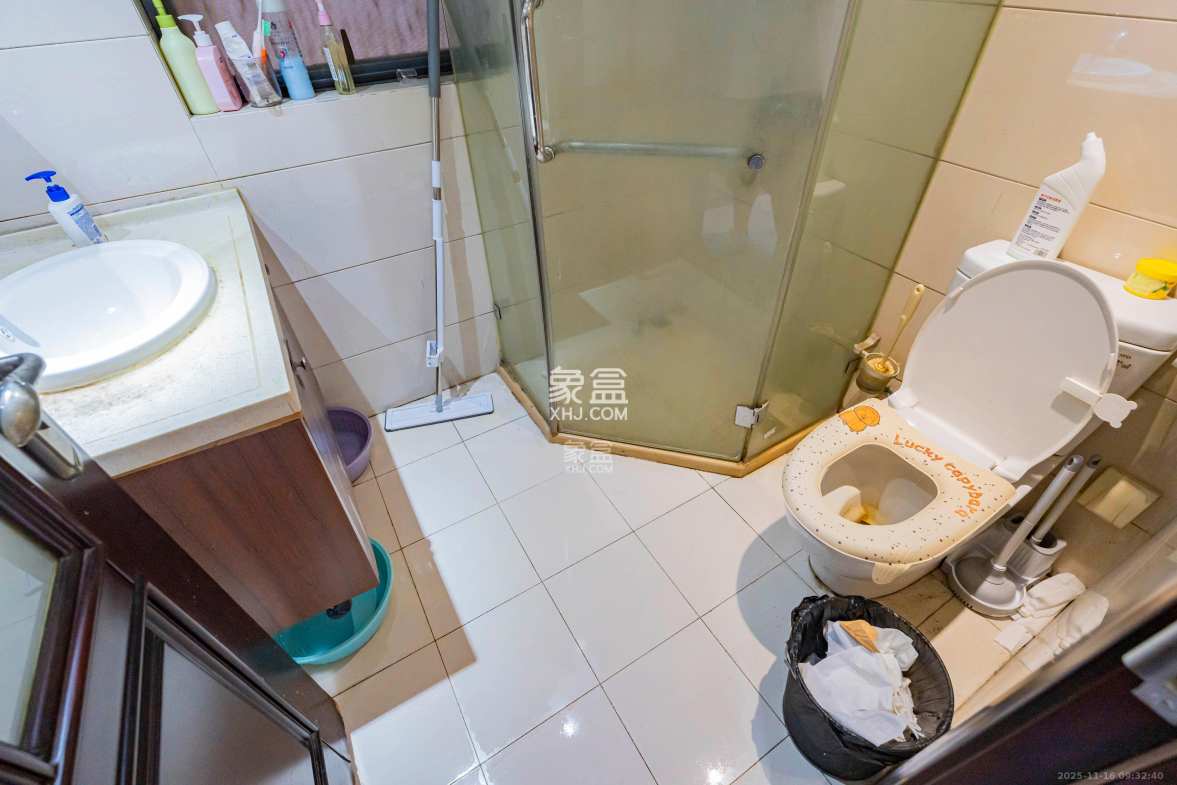 公园9号 2室2厅1卫 3300.0元/月 公园9号 2室2厅1卫 3300.0元/月室内图