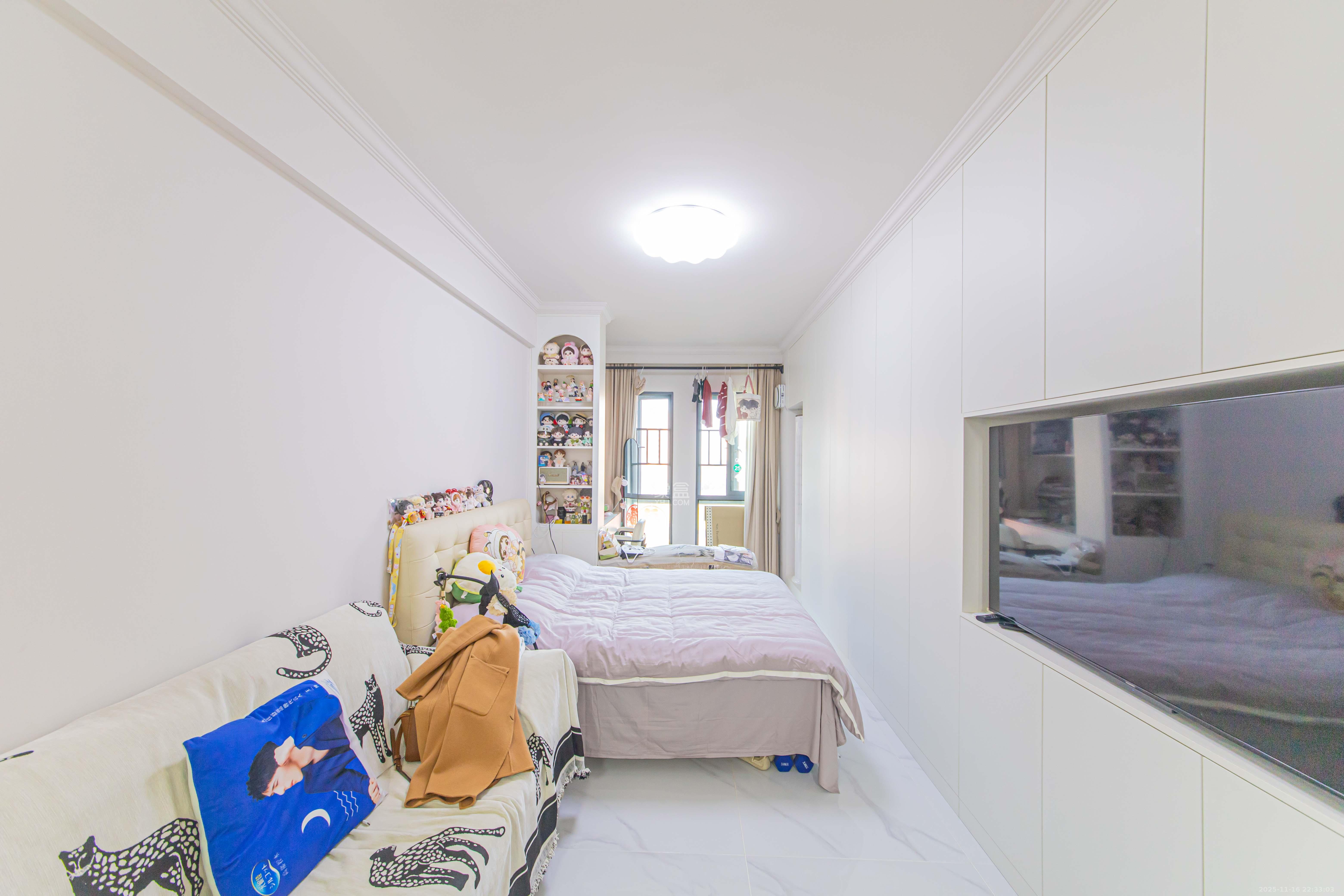 中建芙蓉工社  1室1厅1卫    32.0万