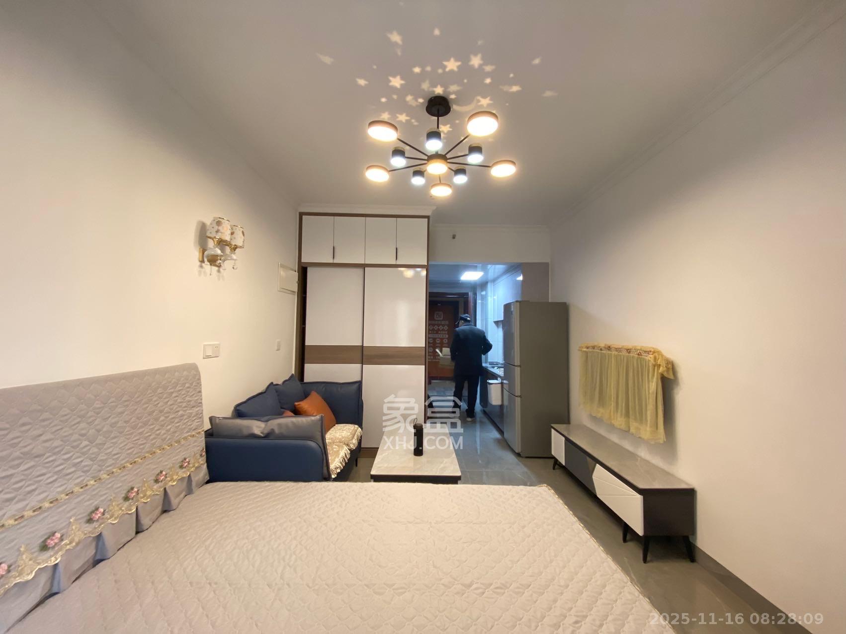 碧桂园城市之光  1室1厅1卫    1600.0元/月室内图