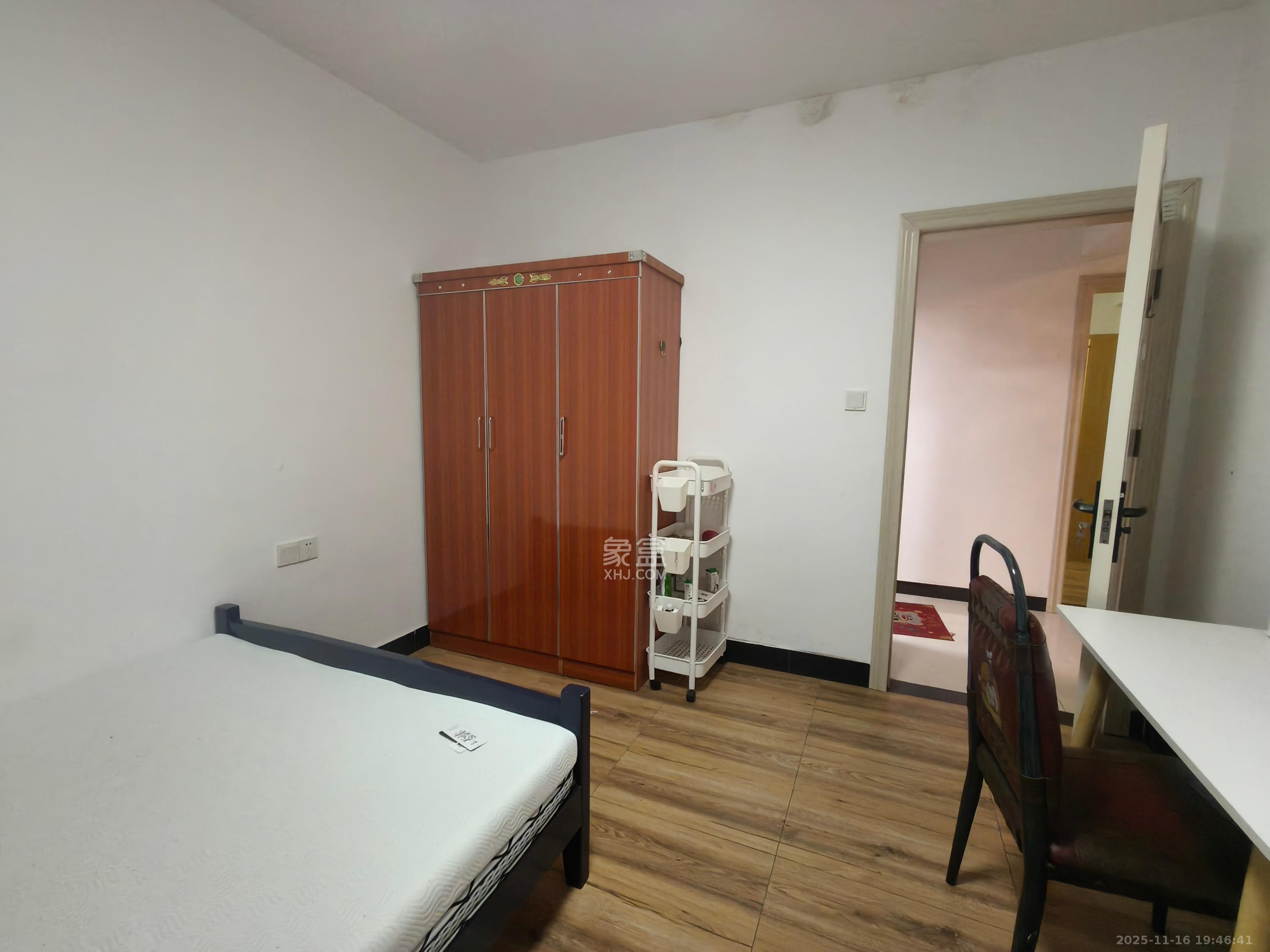 中欣楚天熙苑 2室1厅1卫 2400.0元/月 中欣楚天熙苑 2室1厅1卫 2400.0元/月室内图