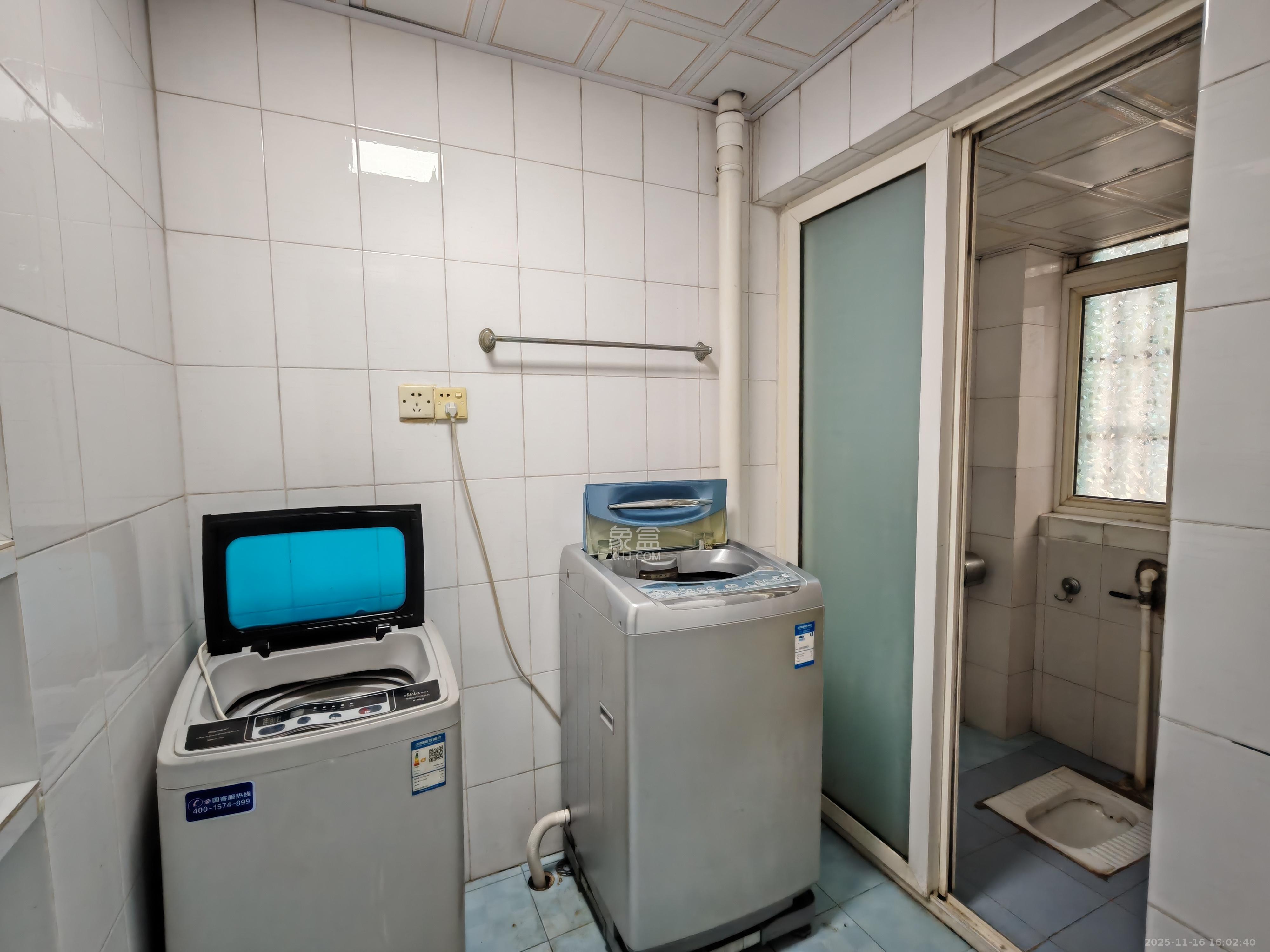 德政园 3室2厅2卫 2100.0元/月 德政园 3室2厅2卫 2100.0元/月室内图