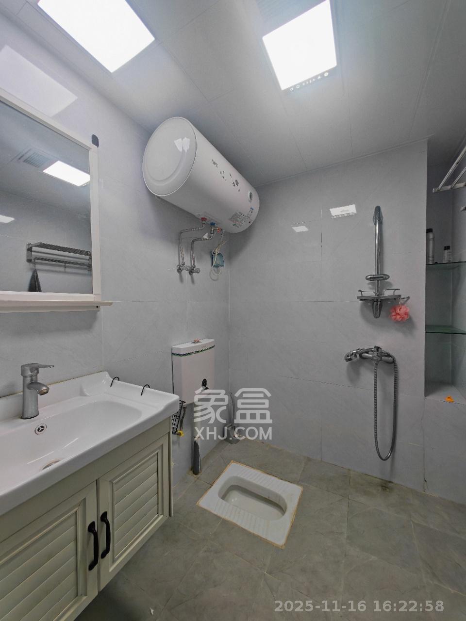 安泰嘉园(湘府邻伴) 1室1厅1卫 1200.0元/月 安泰嘉园(湘府邻伴) 1室1厅1卫 1200.0元/月室内图