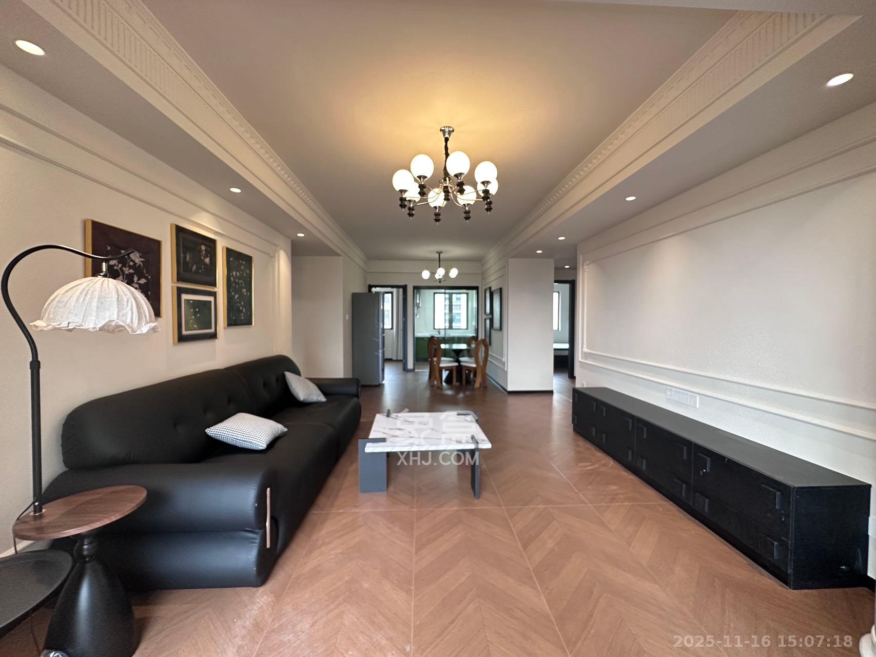 家和院  3室2厅1卫    1800.0元/月室内图