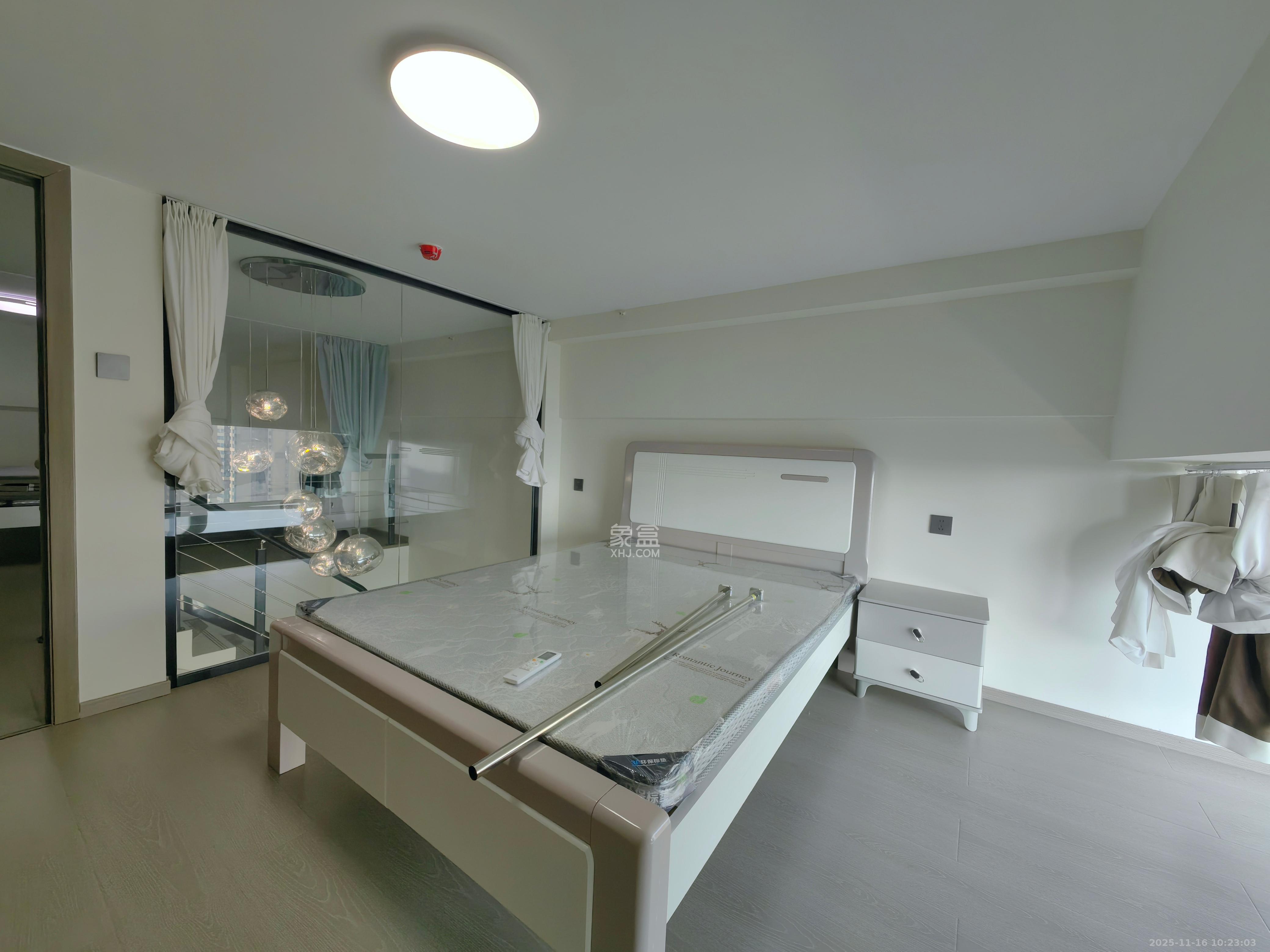 长丰小区  1室1厅1卫    1200.0元/月室内图