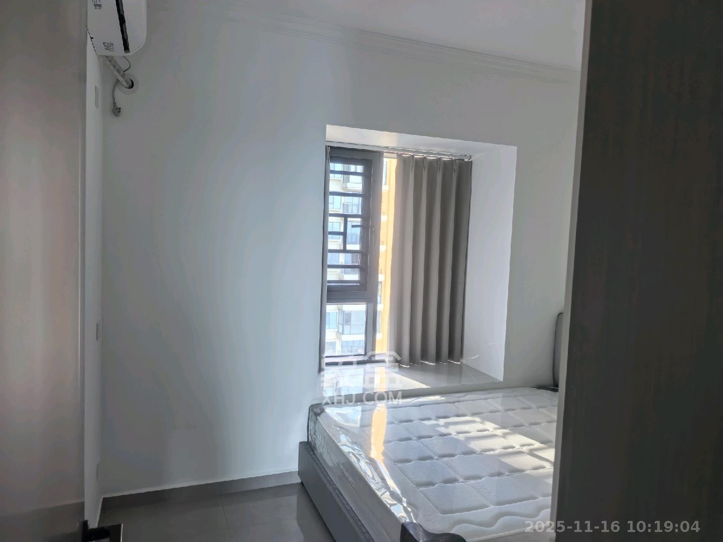 伊景园滨河苑  3室2厅2卫    2300.0元/月室内图