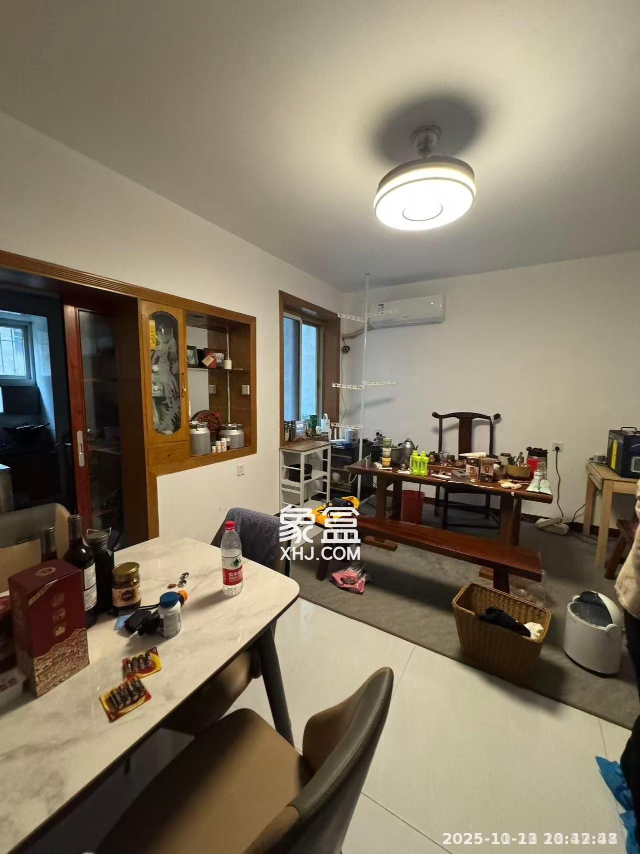 乔庄社区  3室1厅1卫    2200.0元/月