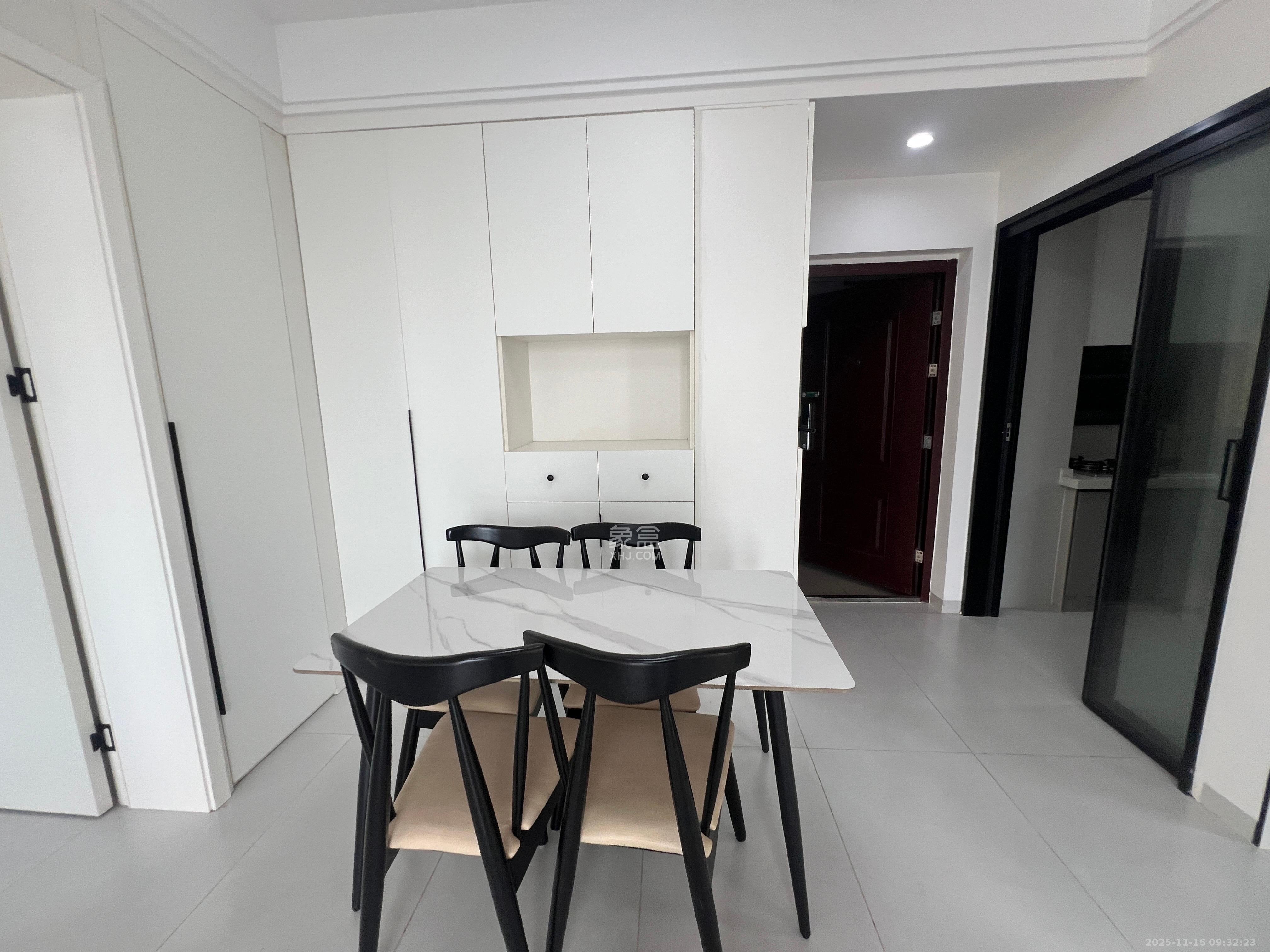 富力芙蓉新天地  2室2厅1卫    2400.0元/月室内图