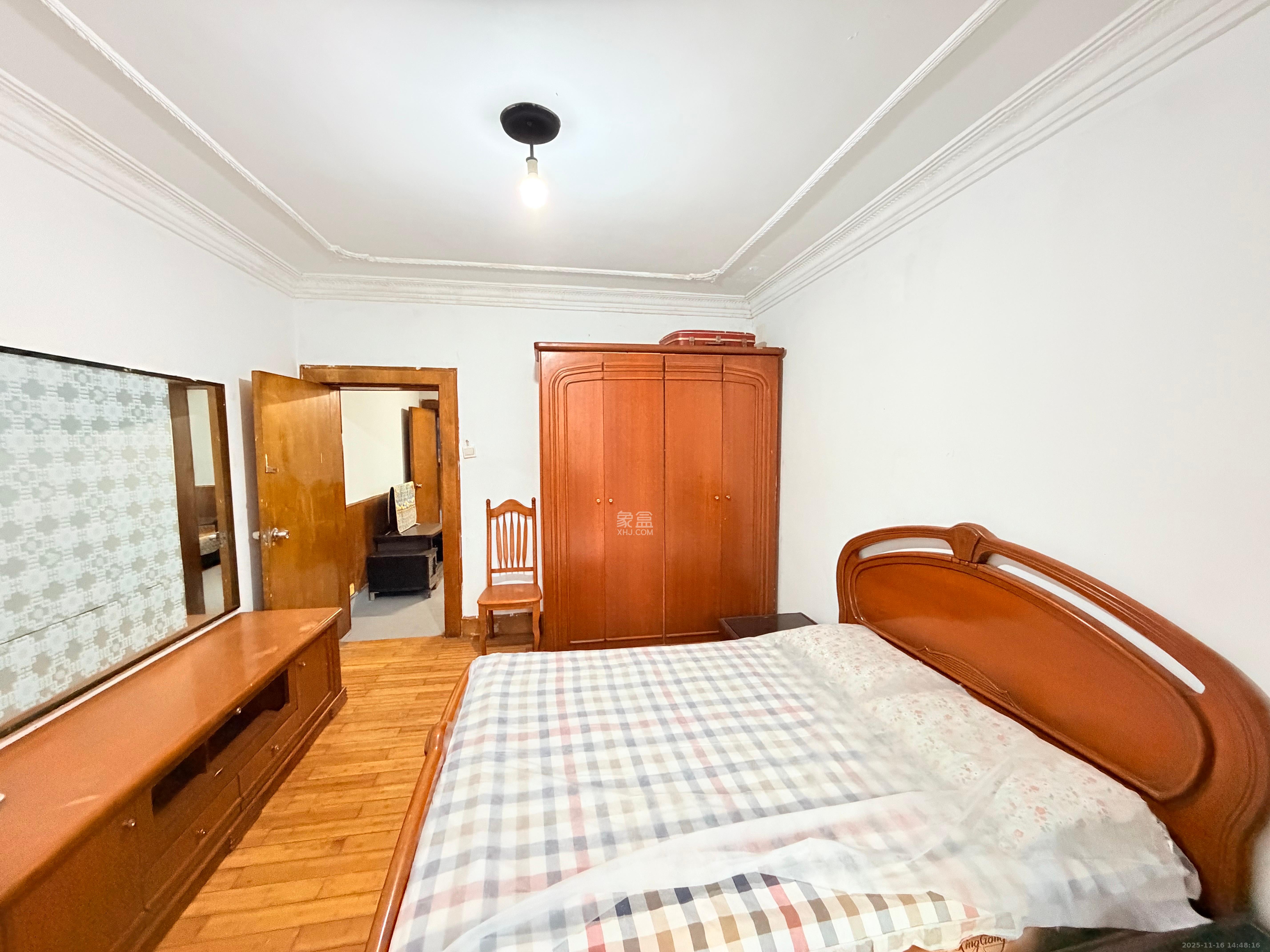 城南路散盘  2室2厅1卫    1300.0元/月室内图