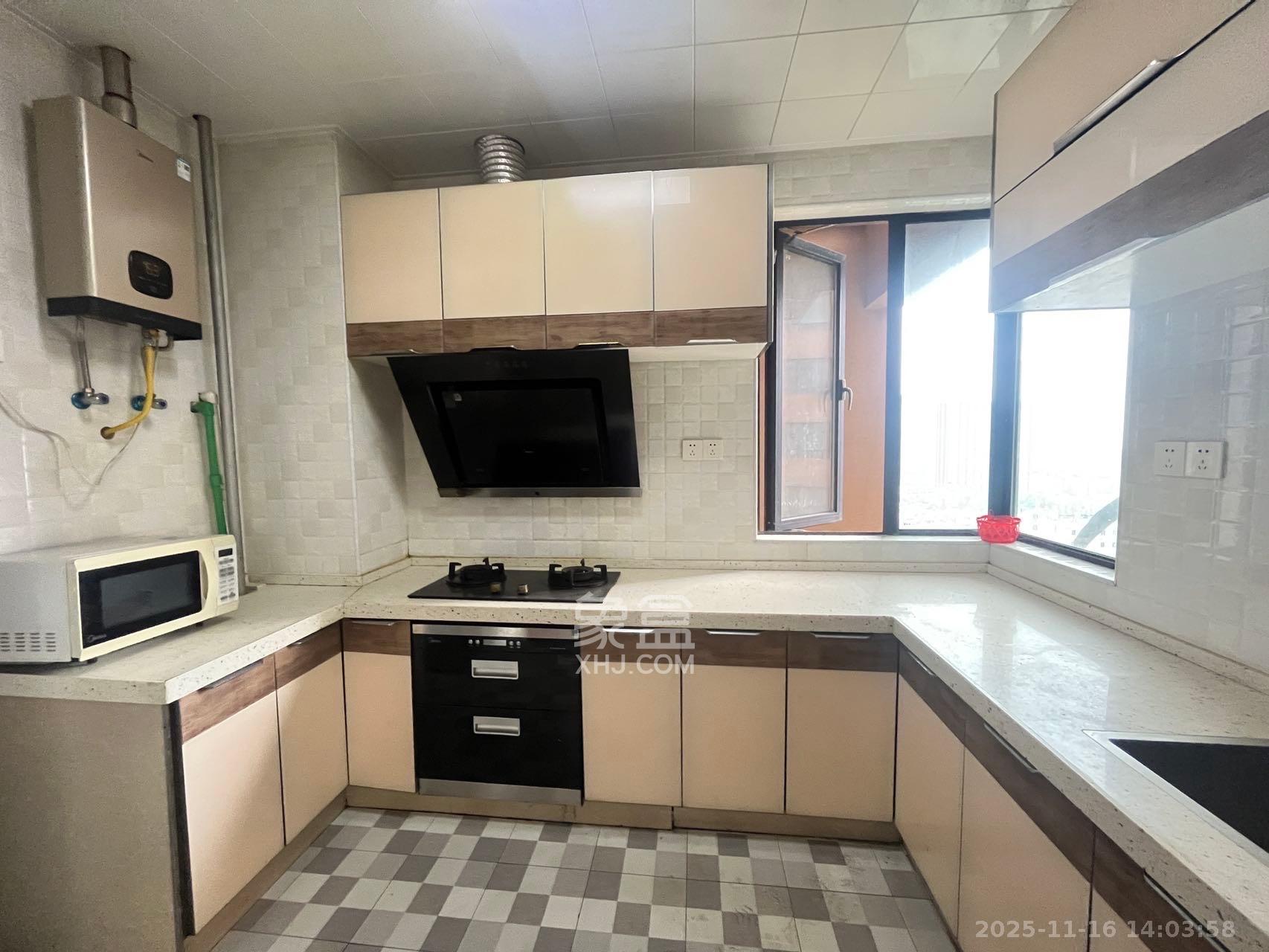 荣悦台  1室2厅0卫    4500.0元/月室内图