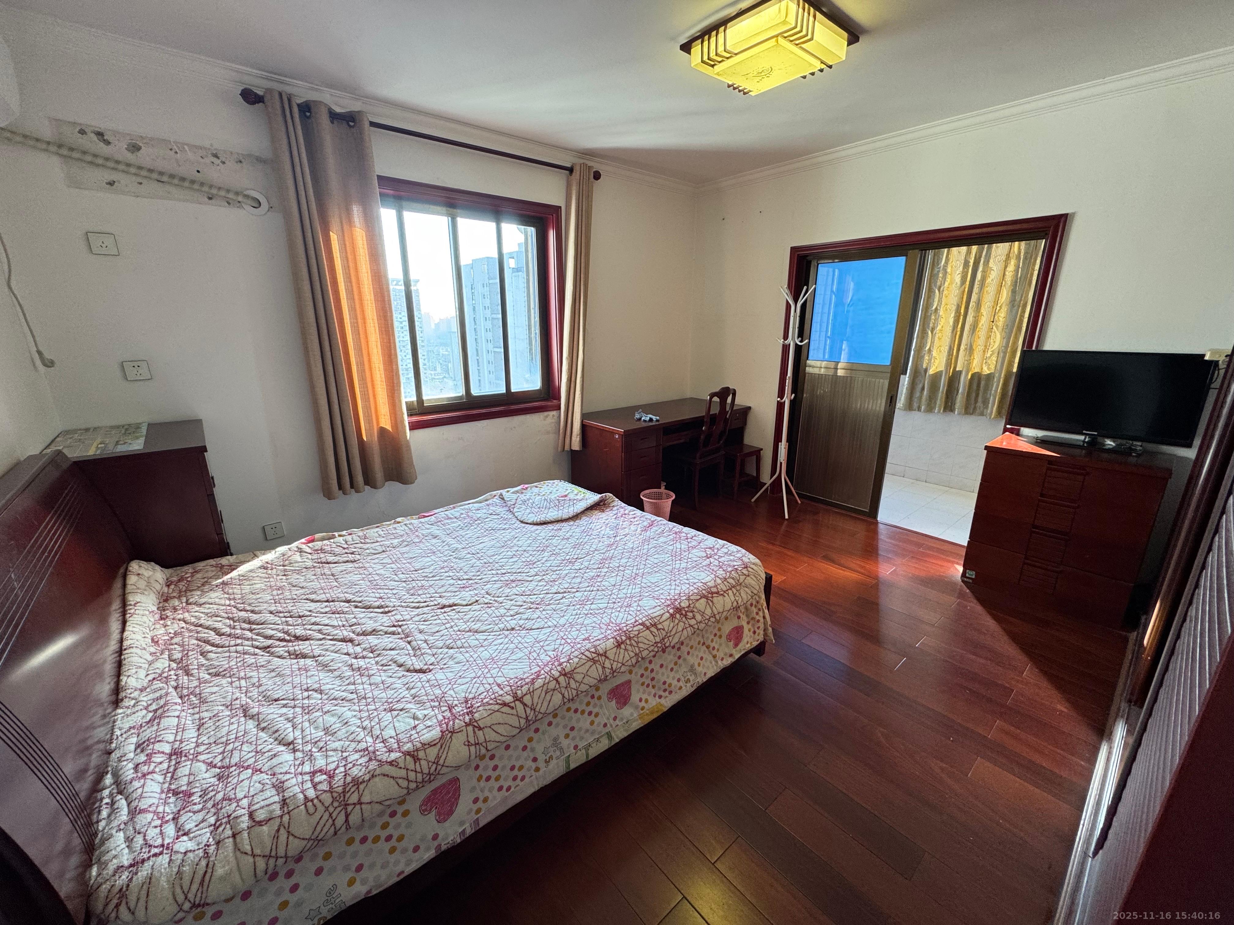 银园公寓（芙蓉区）  3室1厅1卫    2500.0元/月室内图