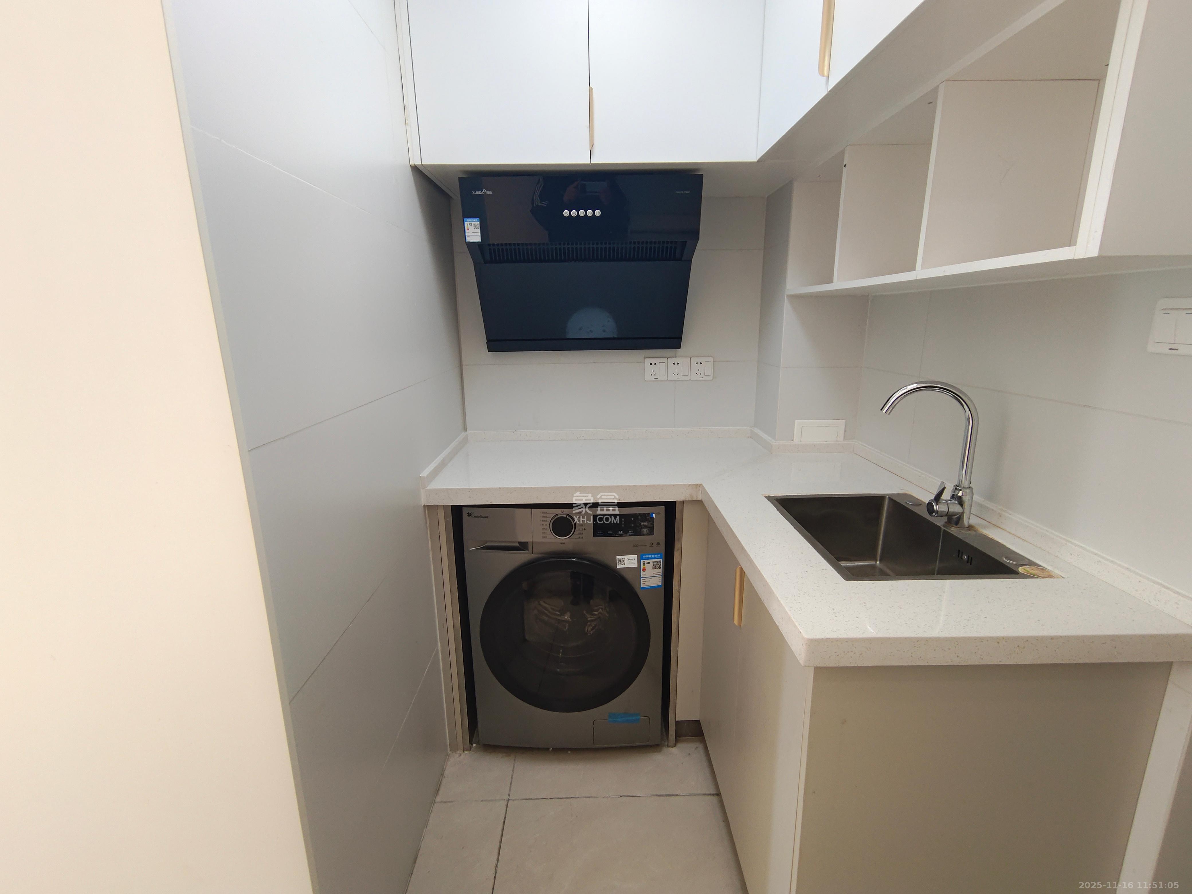 保利海德公园 1室1厅1卫 1600.0元/月 保利海德公园 1室1厅1卫 1600.0元/月室内图