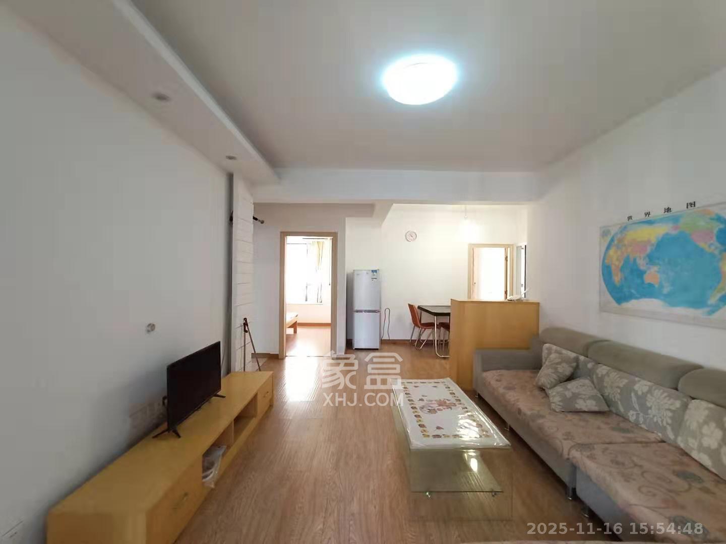 长房时代城  2室2厅1卫    2400.0元/月室内图