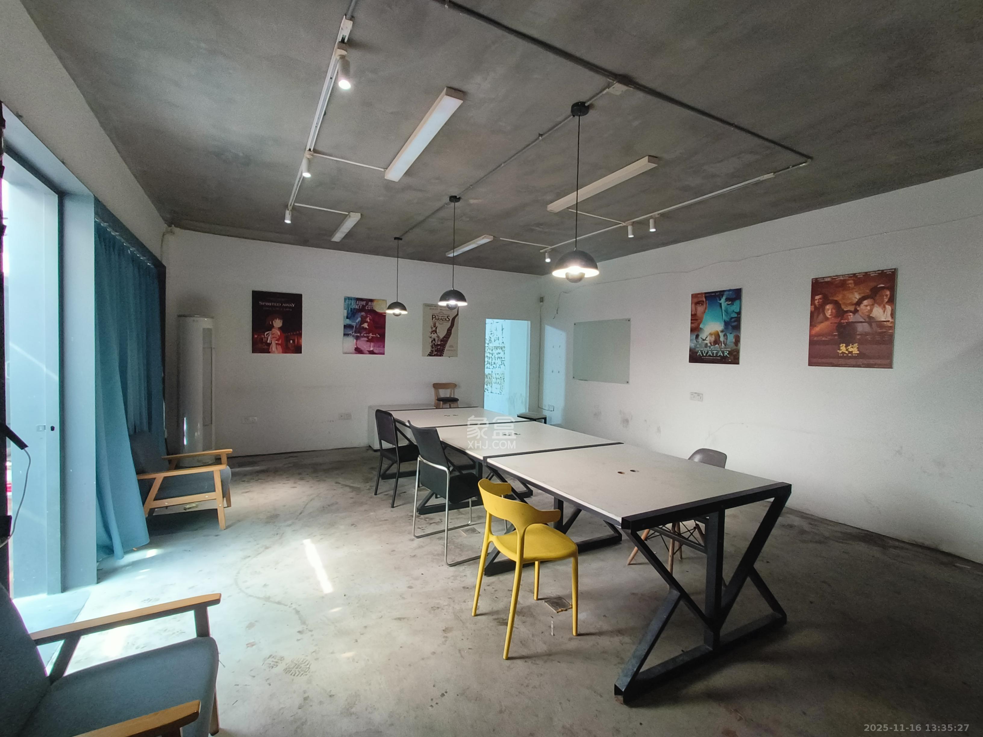 万科城  1室2厅2卫    7000.0元/月室内图