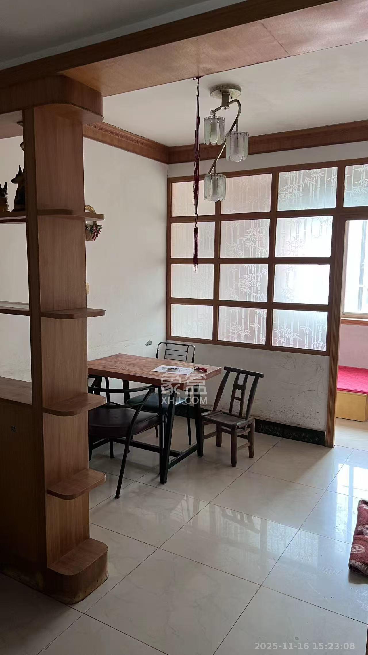 天龙花园 1室2厅1卫 2000.0元/月 天龙花园 1室2厅1卫 2000.0元/月室内图