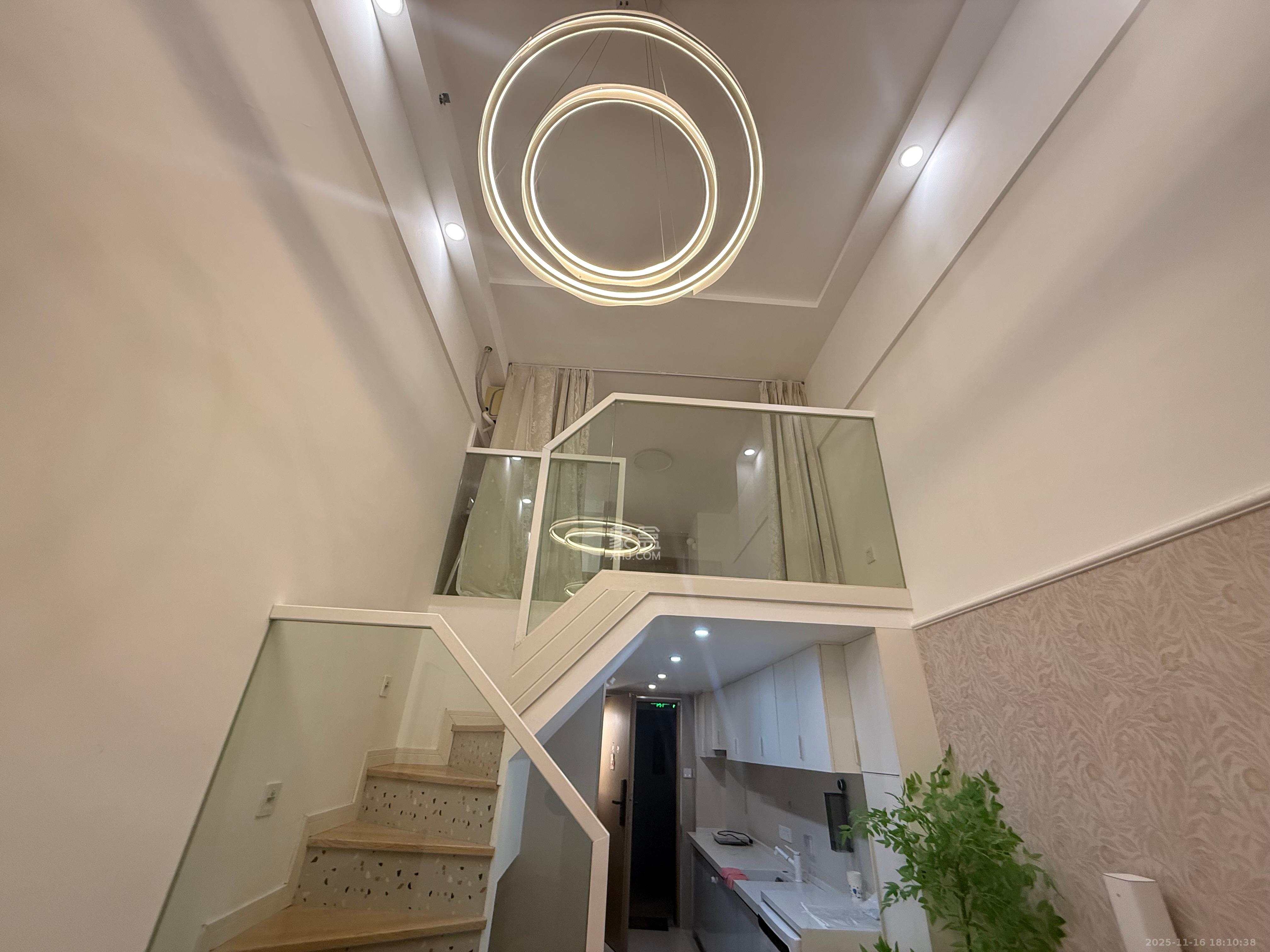 珠江花城好世界 1室0厅0卫 2200.0元/月 珠江花城好世界 1室0厅0卫 2200.0元/月室内图