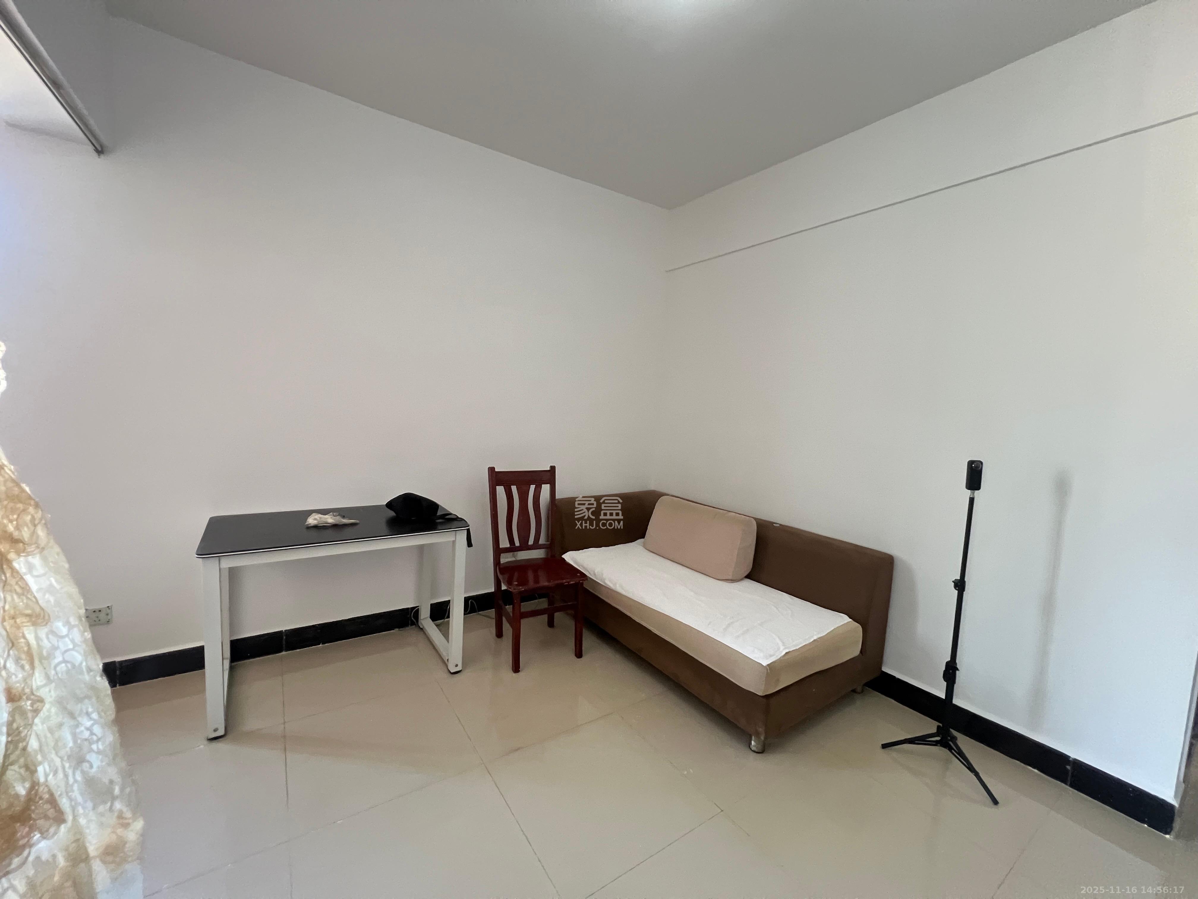 谋房博客(博客天街) 1室1厅1卫 1600.0元/月 谋房博客(博客天街) 1室1厅1卫 1600.0元/月室内图