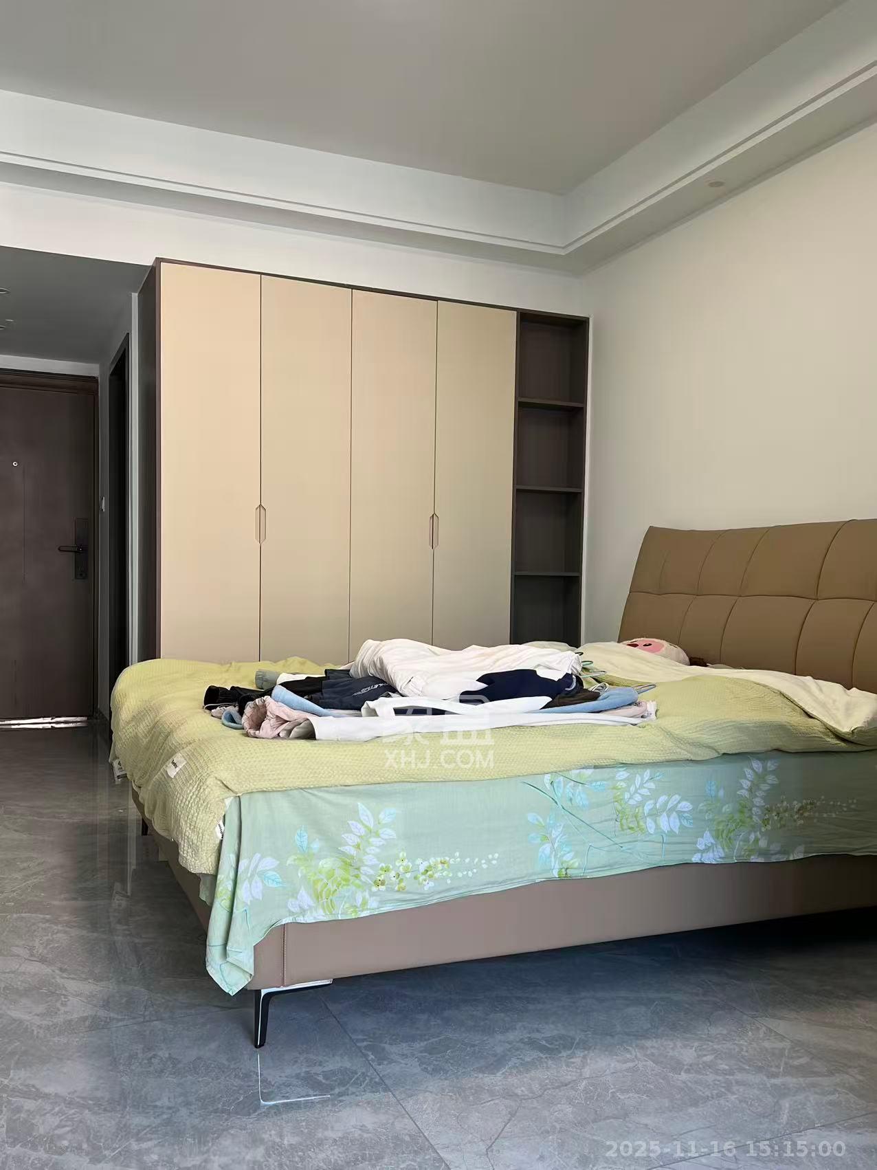 嘉裕大厦  1室0厅0卫    1600.0元/月