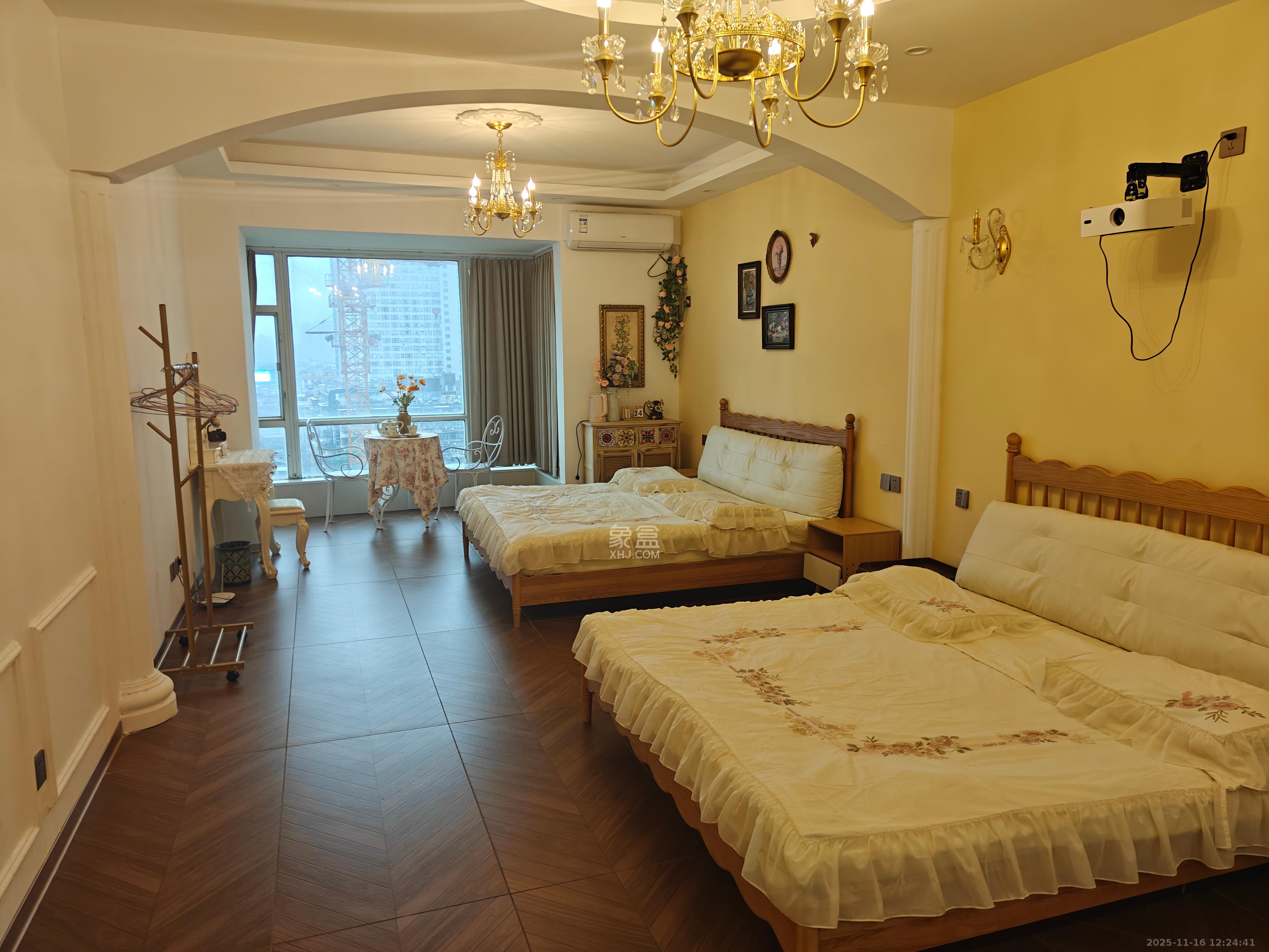 BOBO国际  1室1厅1卫    2400.0元/月室内图