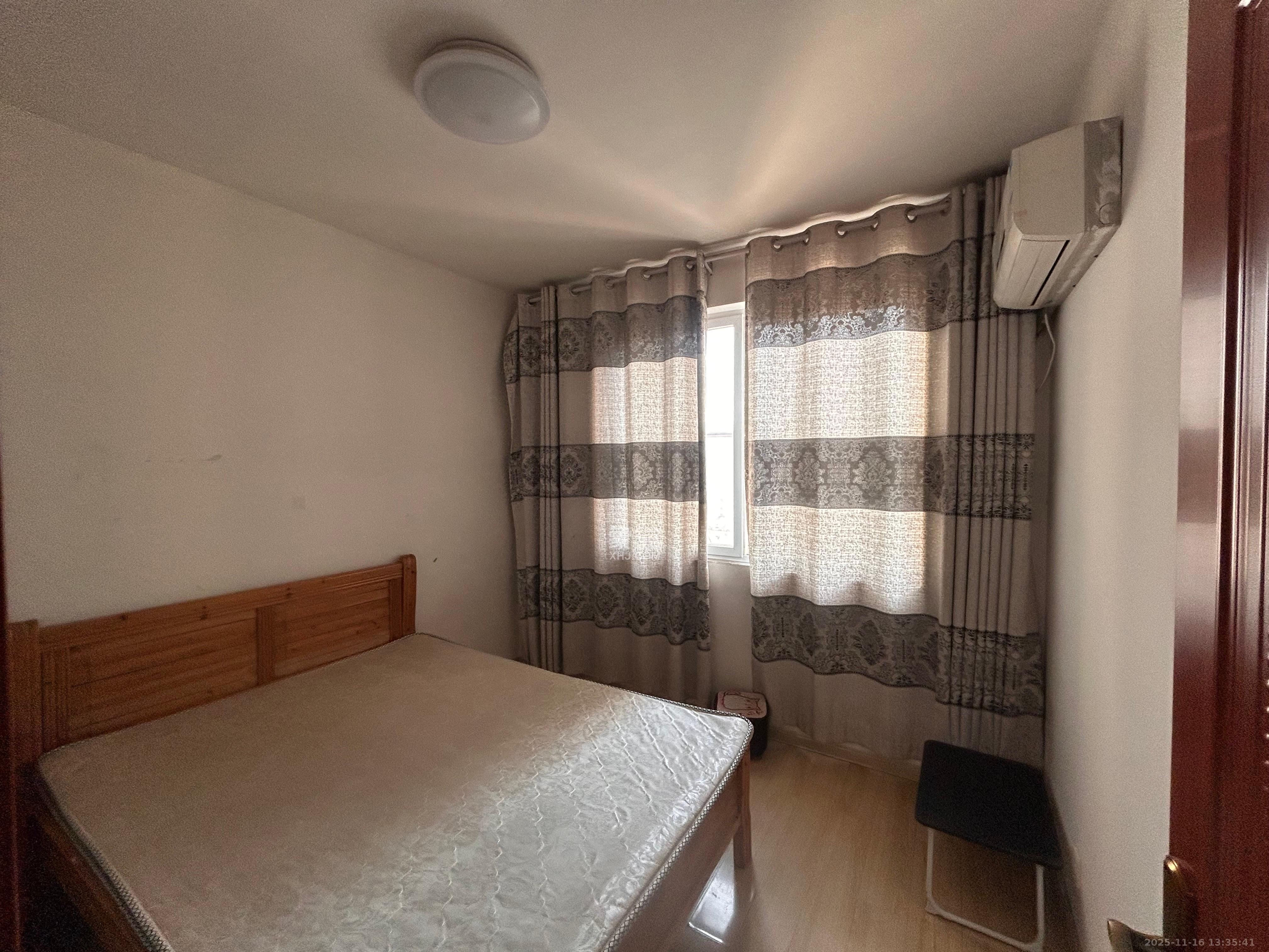 麓谷锦和园  3室2厅1卫    2000.0元/月室内图