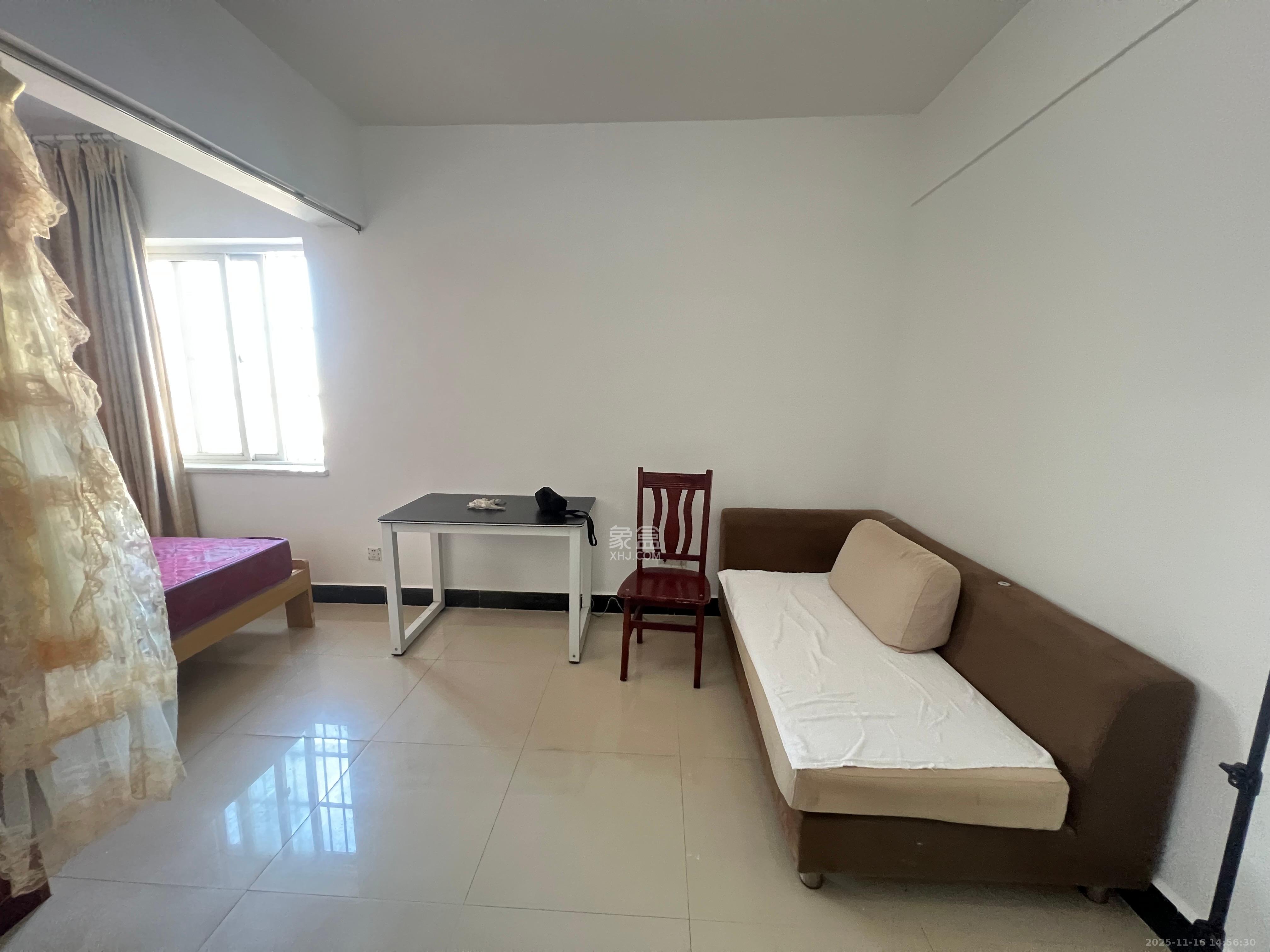 谋房博客(博客天街)  1室1厅1卫    1600.0元/月室内图