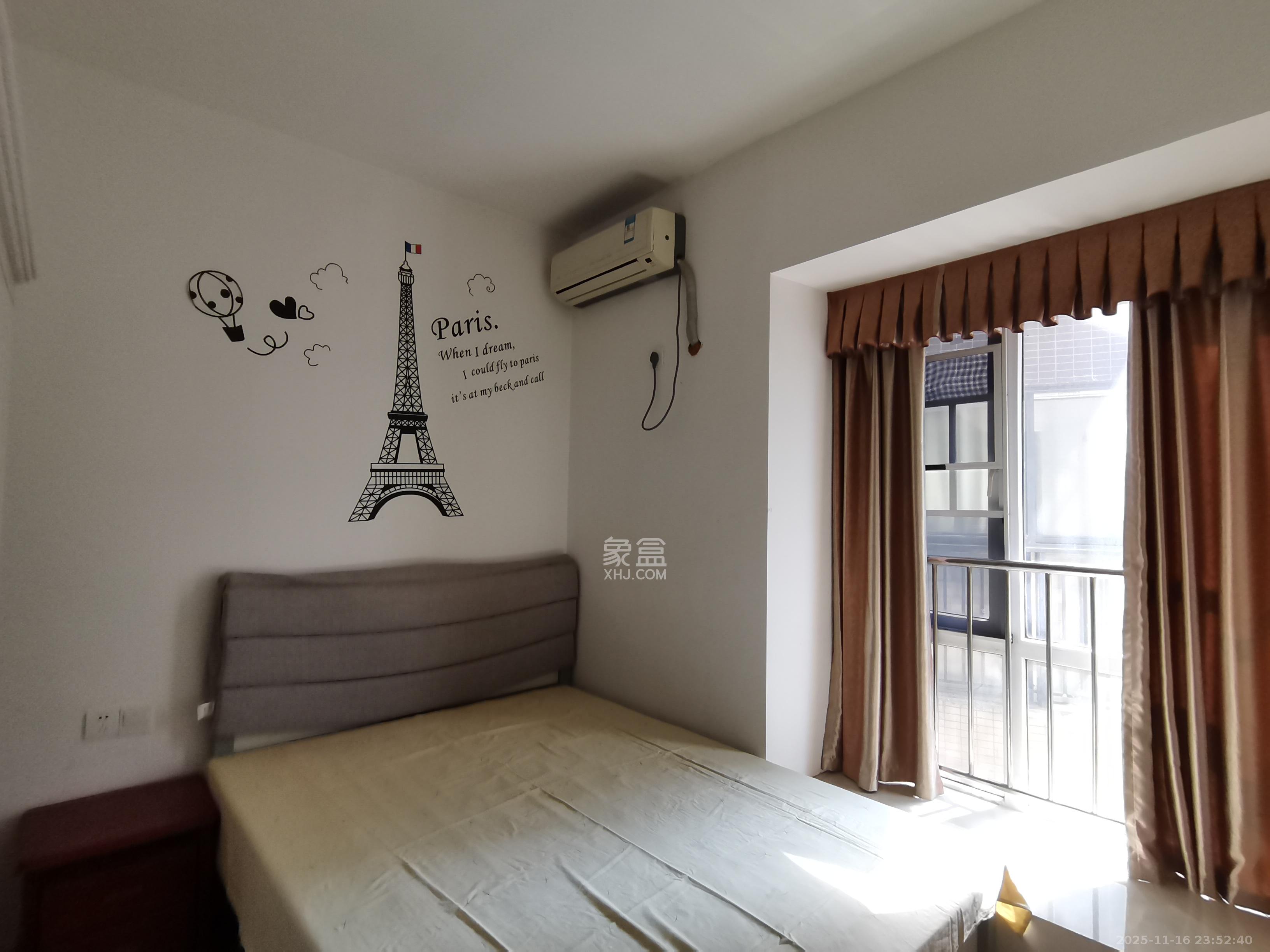 泊爱蓝湾  2室1厅1卫    2350.0元/月室内图