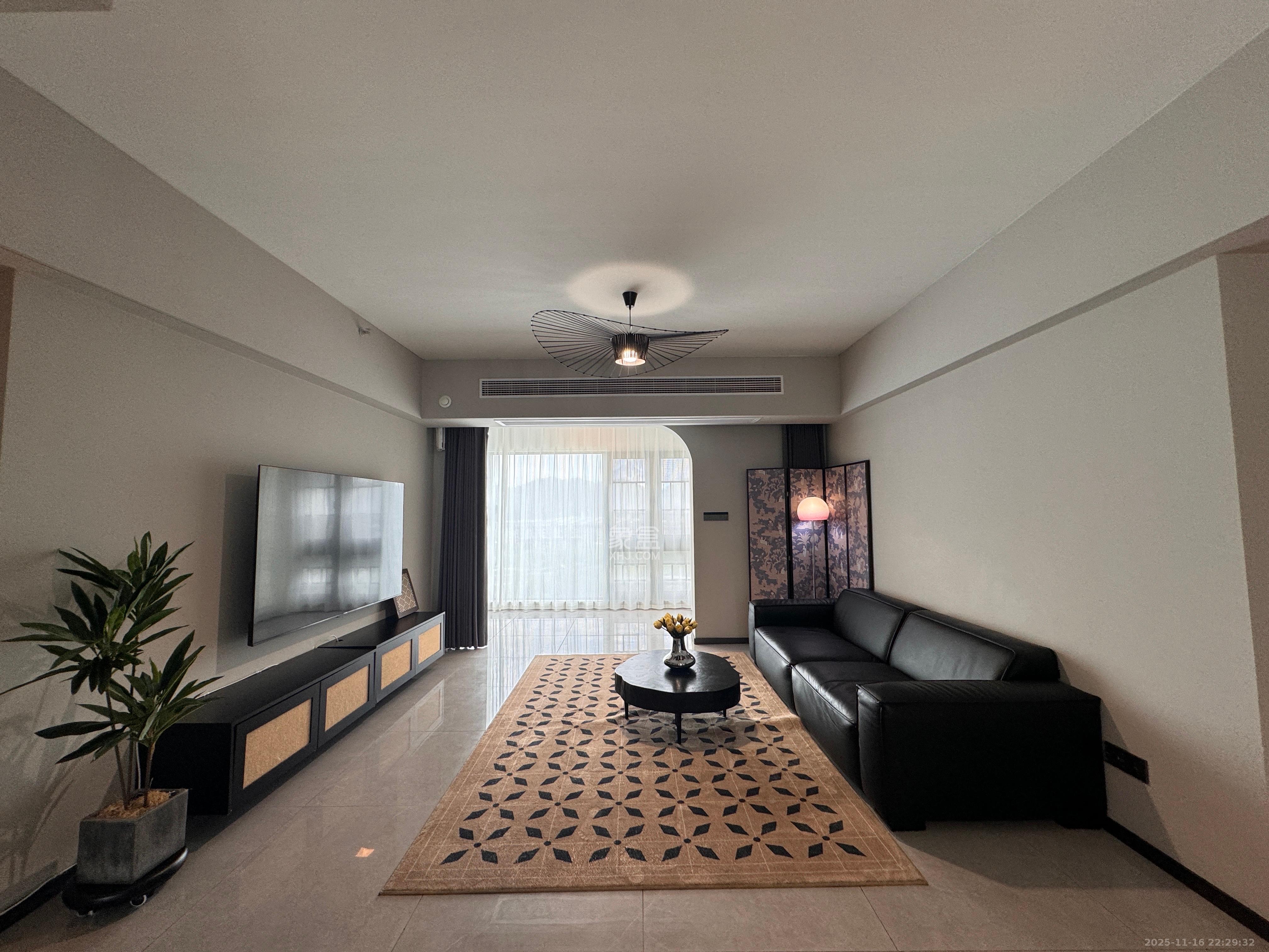 时代梅溪领峰  4室2厅2卫    5000.0元/月