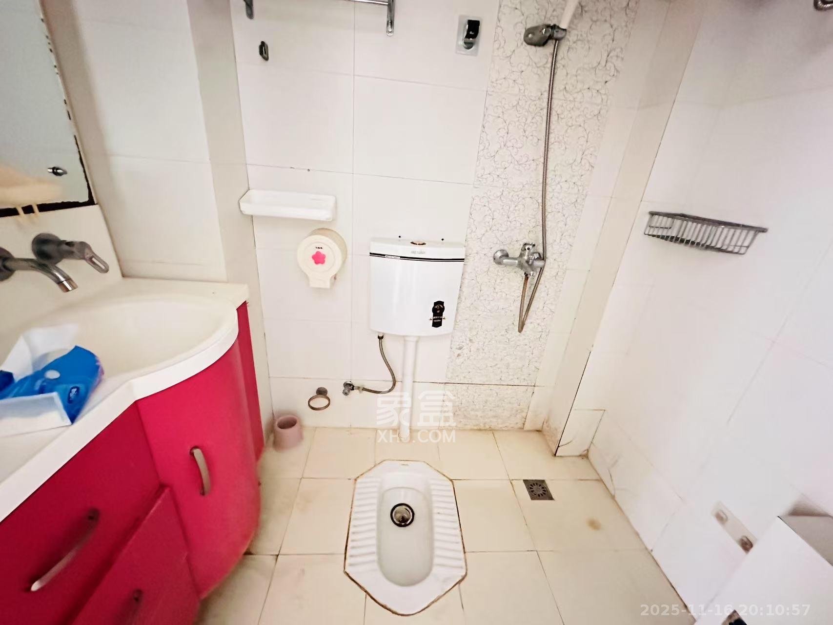 白沙晶城 1室0厅1卫 1600.0元/月 白沙晶城 1室0厅1卫 1600.0元/月室内图