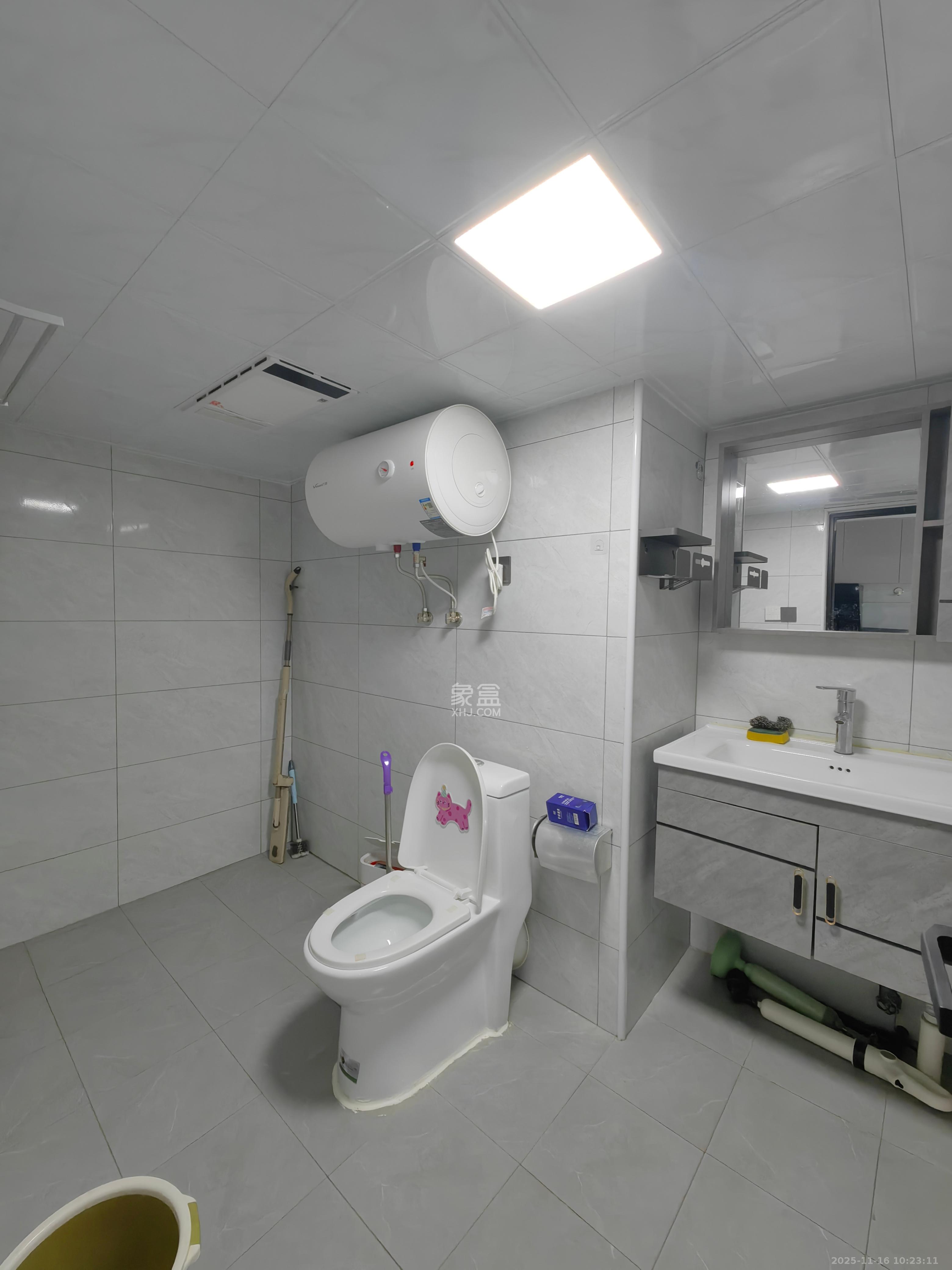 长丰小区  1室1厅1卫    1200.0元/月室内图