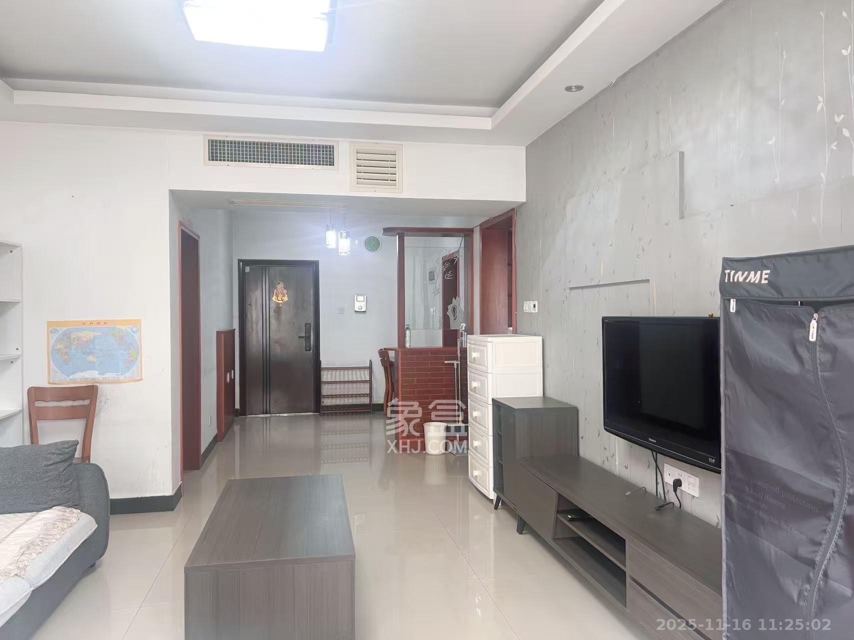 岳银欣苑  2室2厅1卫    2100.0元/月室内图