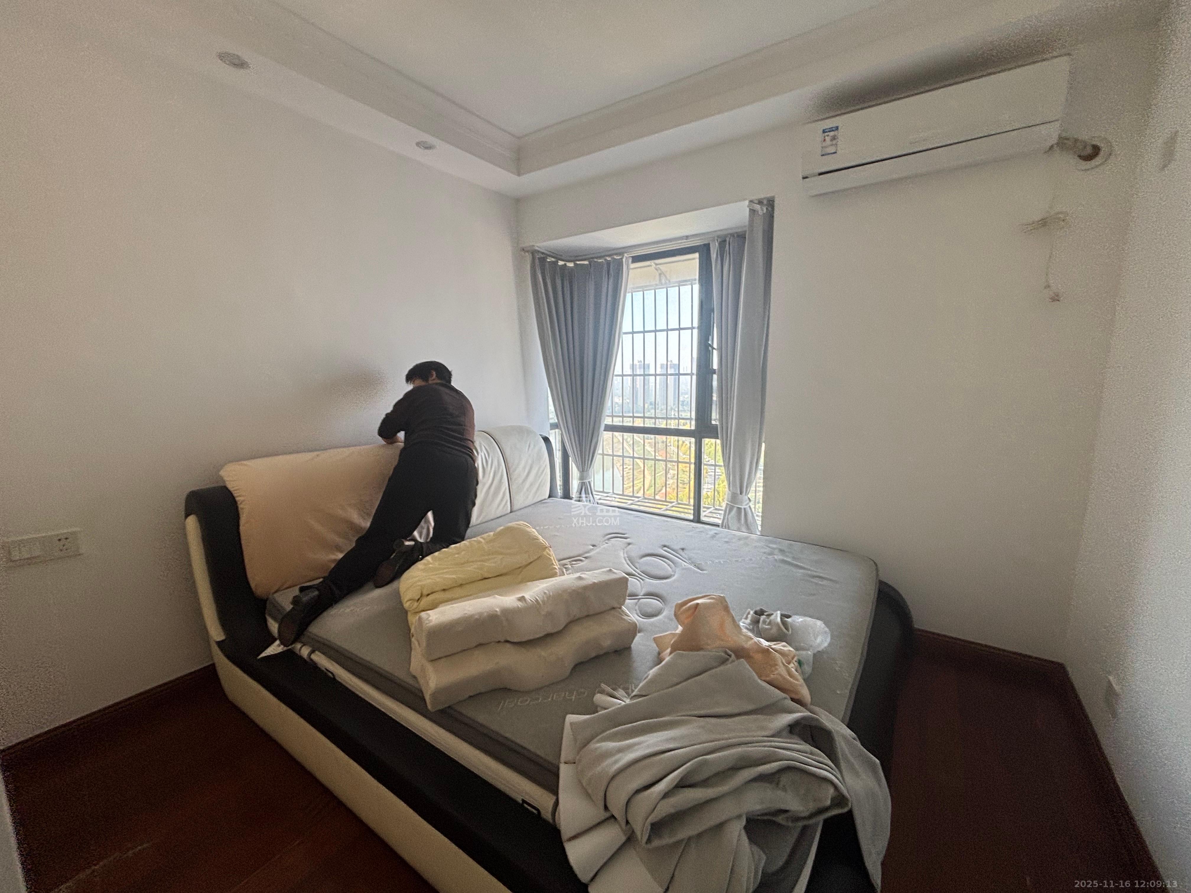 兰亭湾畔  3室2厅2卫    2800.0元/月室内图