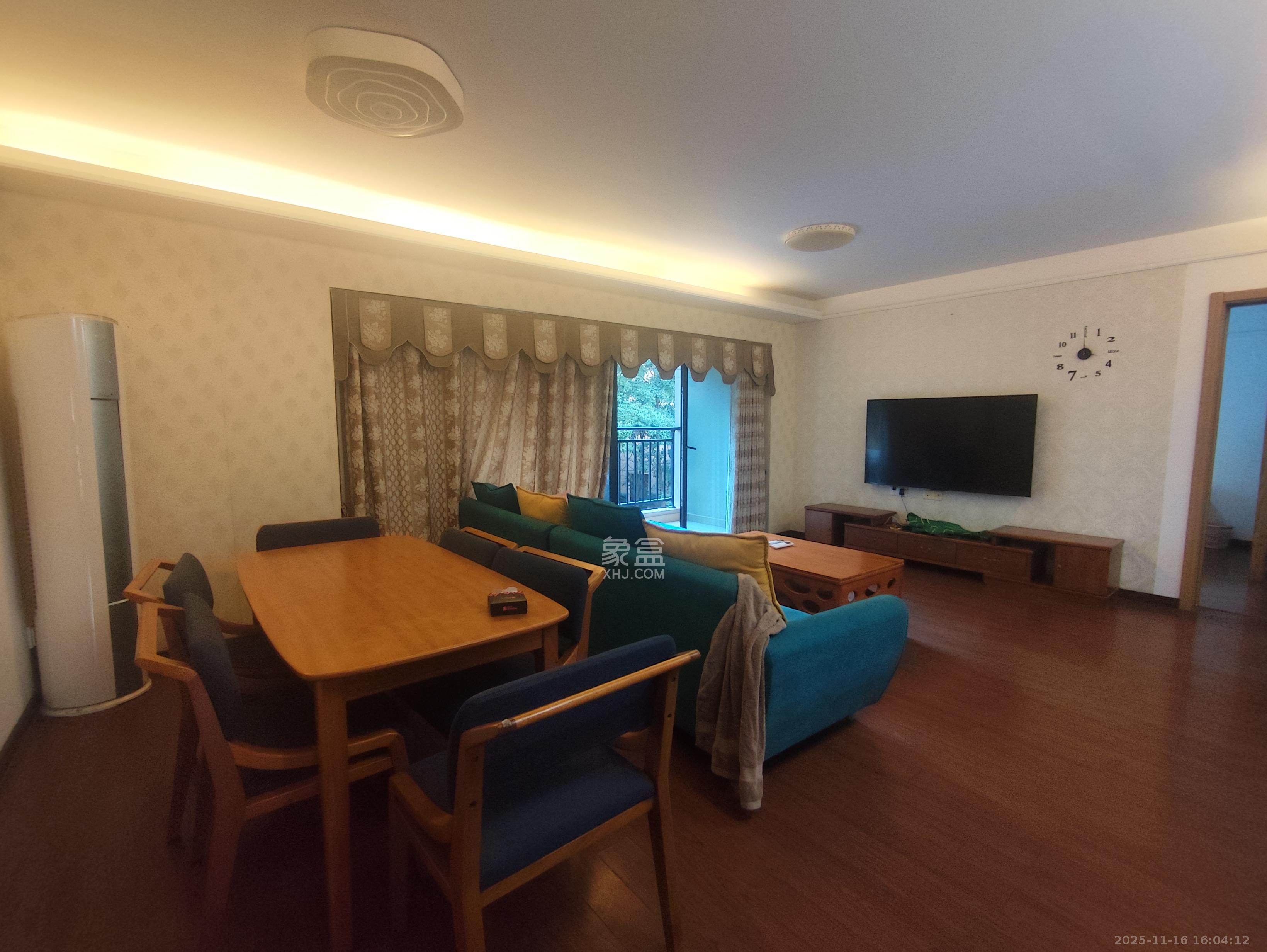 万科魅力之城非凡里  3室2厅2卫    2300.0元/月