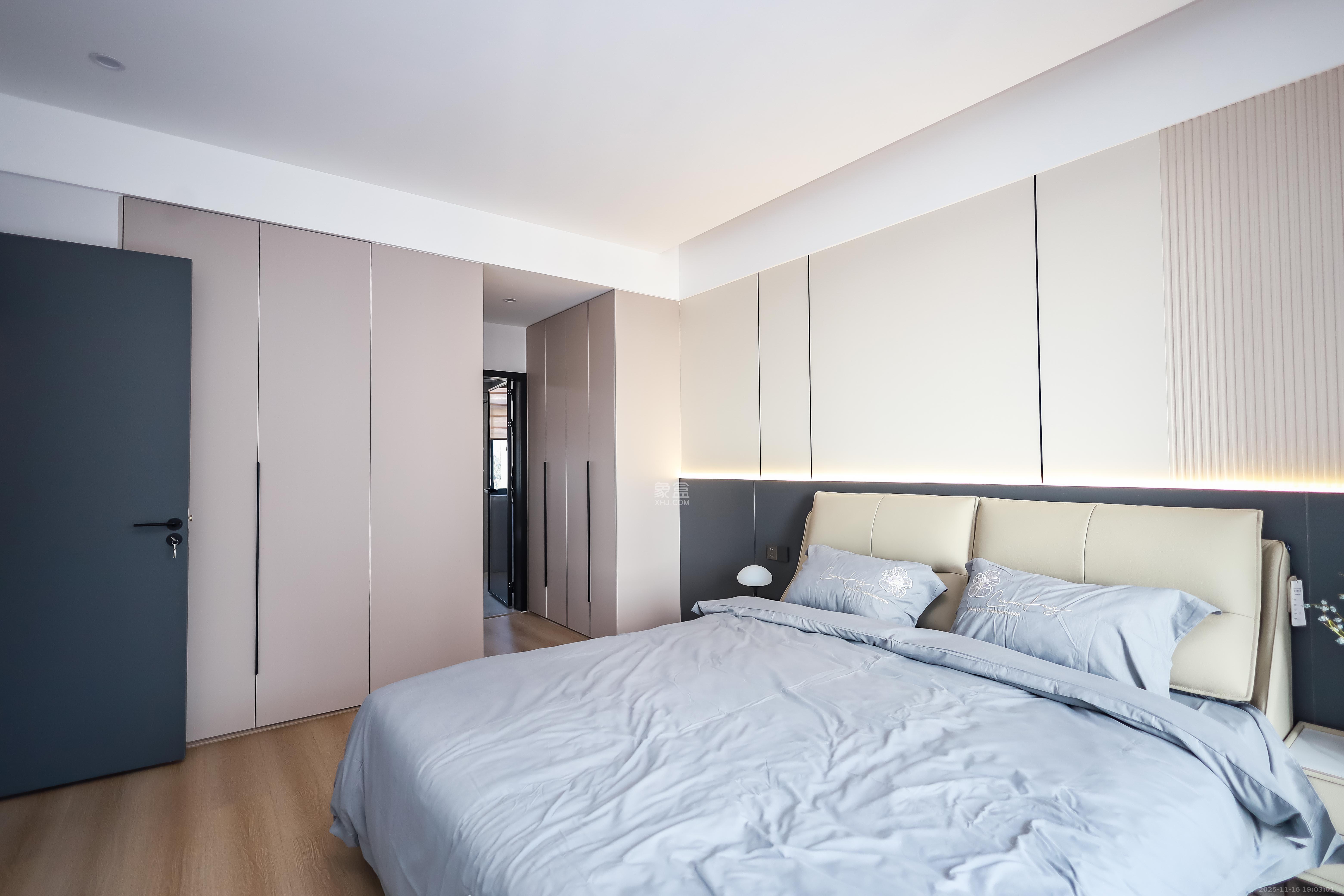 莱茵城  4室2厅2卫    116.0万卧室