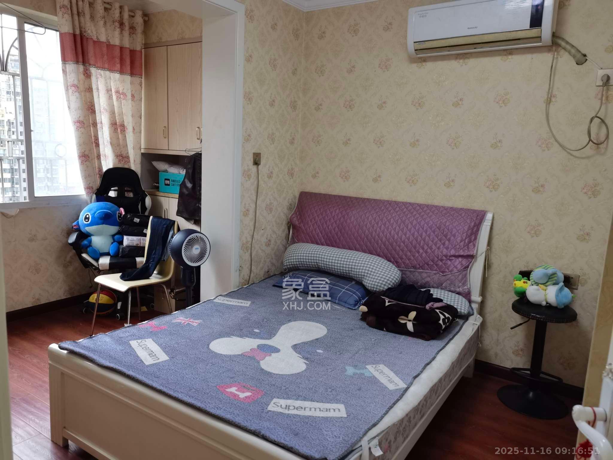 远东公寓  3室2厅2卫    2600.0元/月室内图