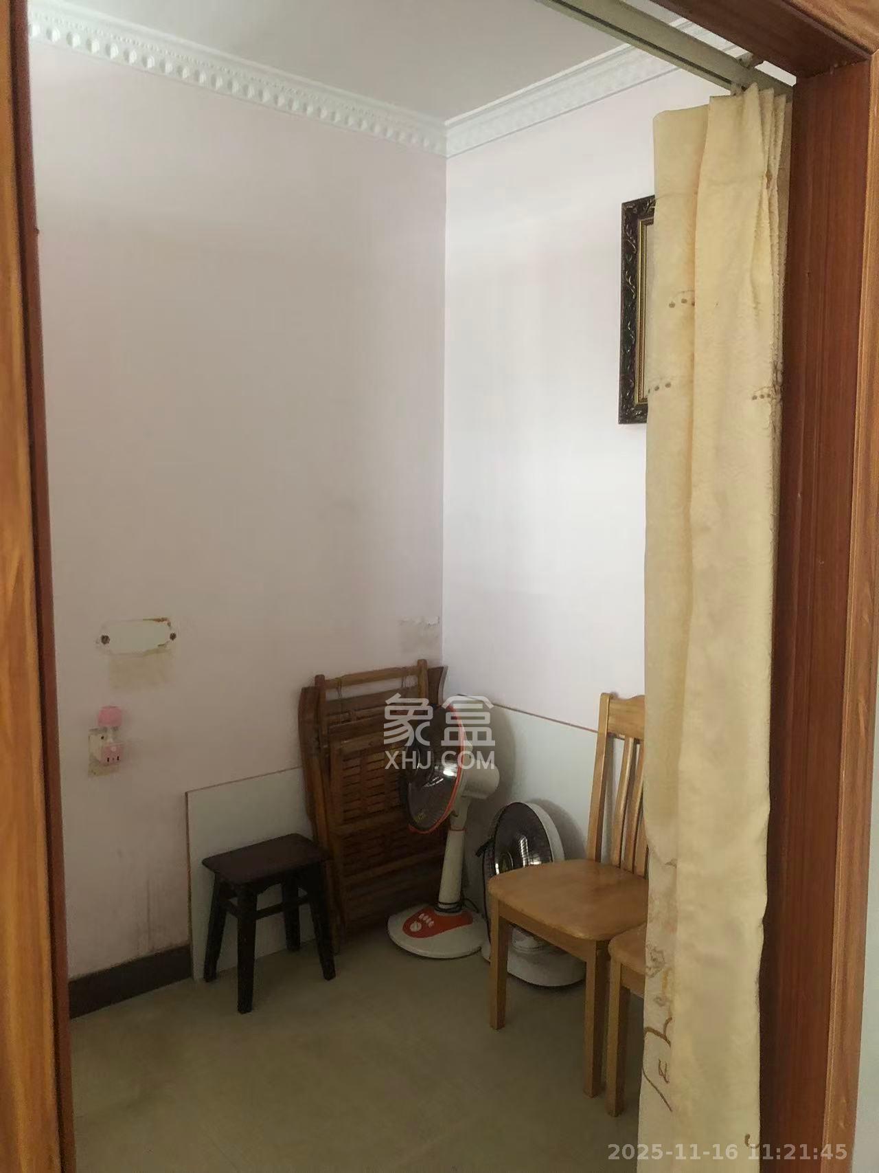 谷山庭院一期  2室2厅1卫    1400.0元/月室内图