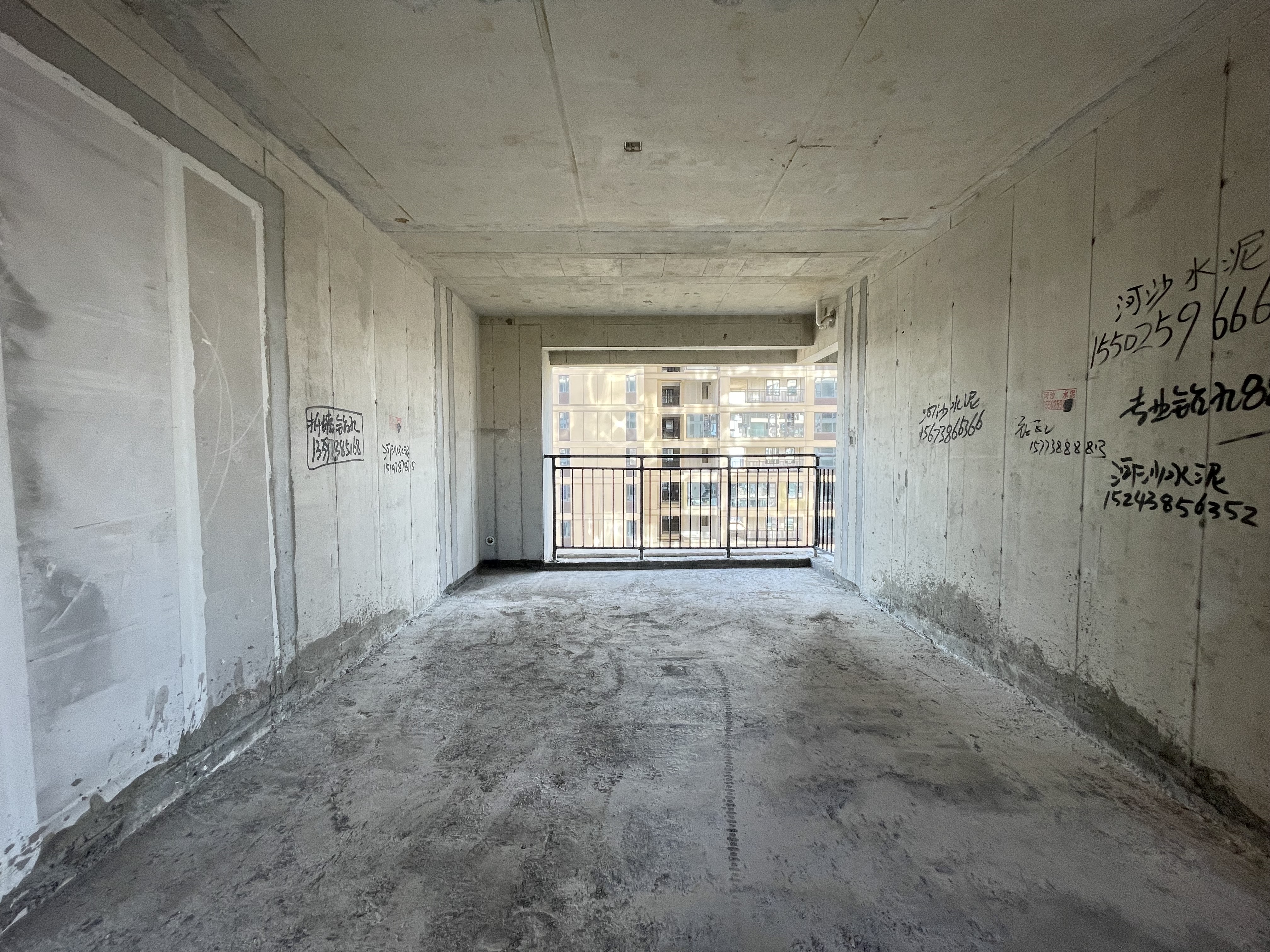 湘中府央玺  4室2厅2卫    76.8万户型图