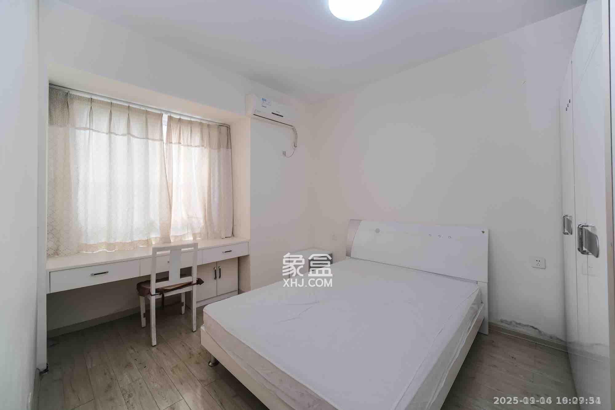 山水湾  3室2厅1卫    1600.0元/月室内图