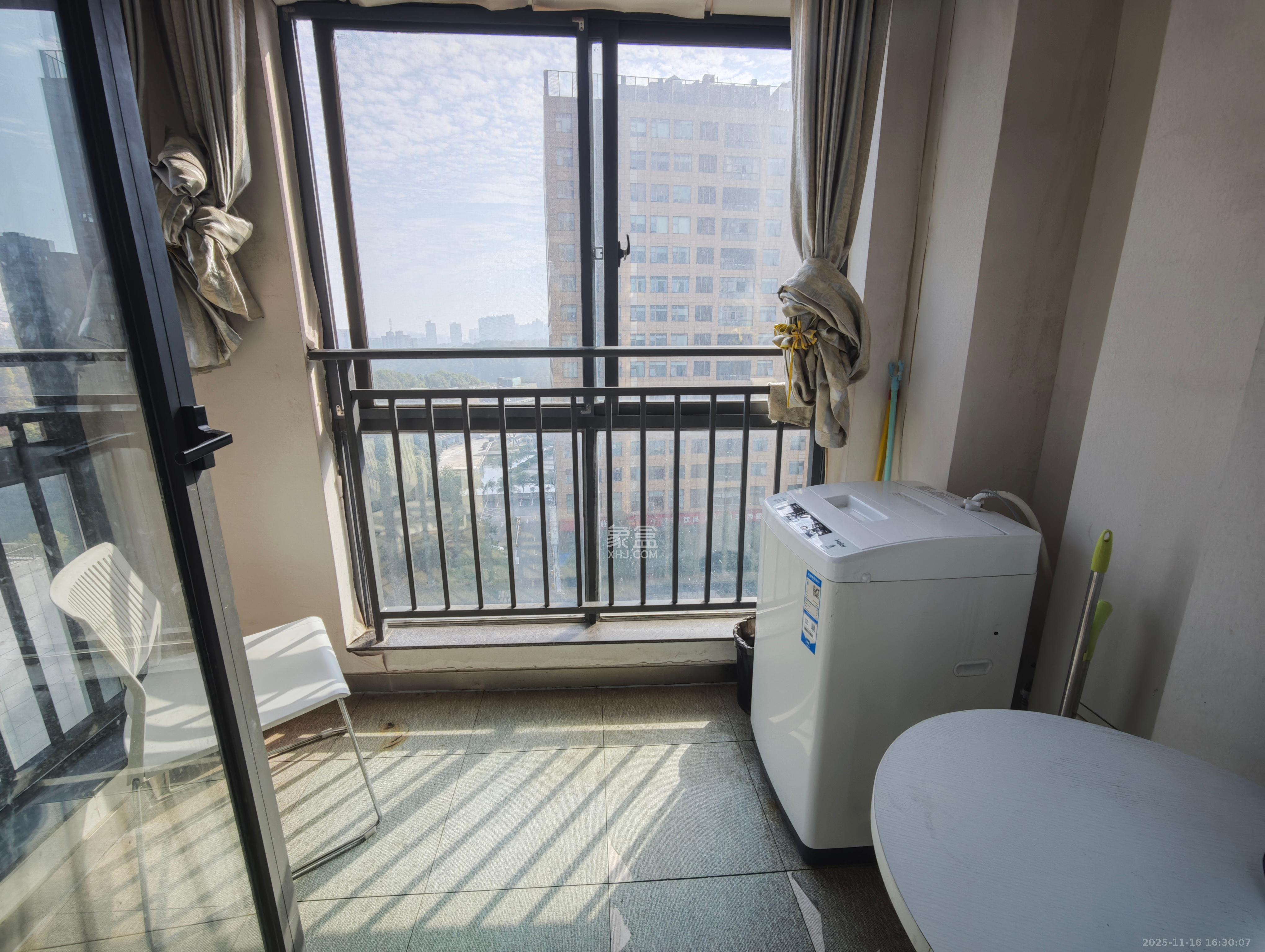 建安像素汇 1室1厅1卫 1400.0元/月 建安像素汇 1室1厅1卫 1400.0元/月室内图