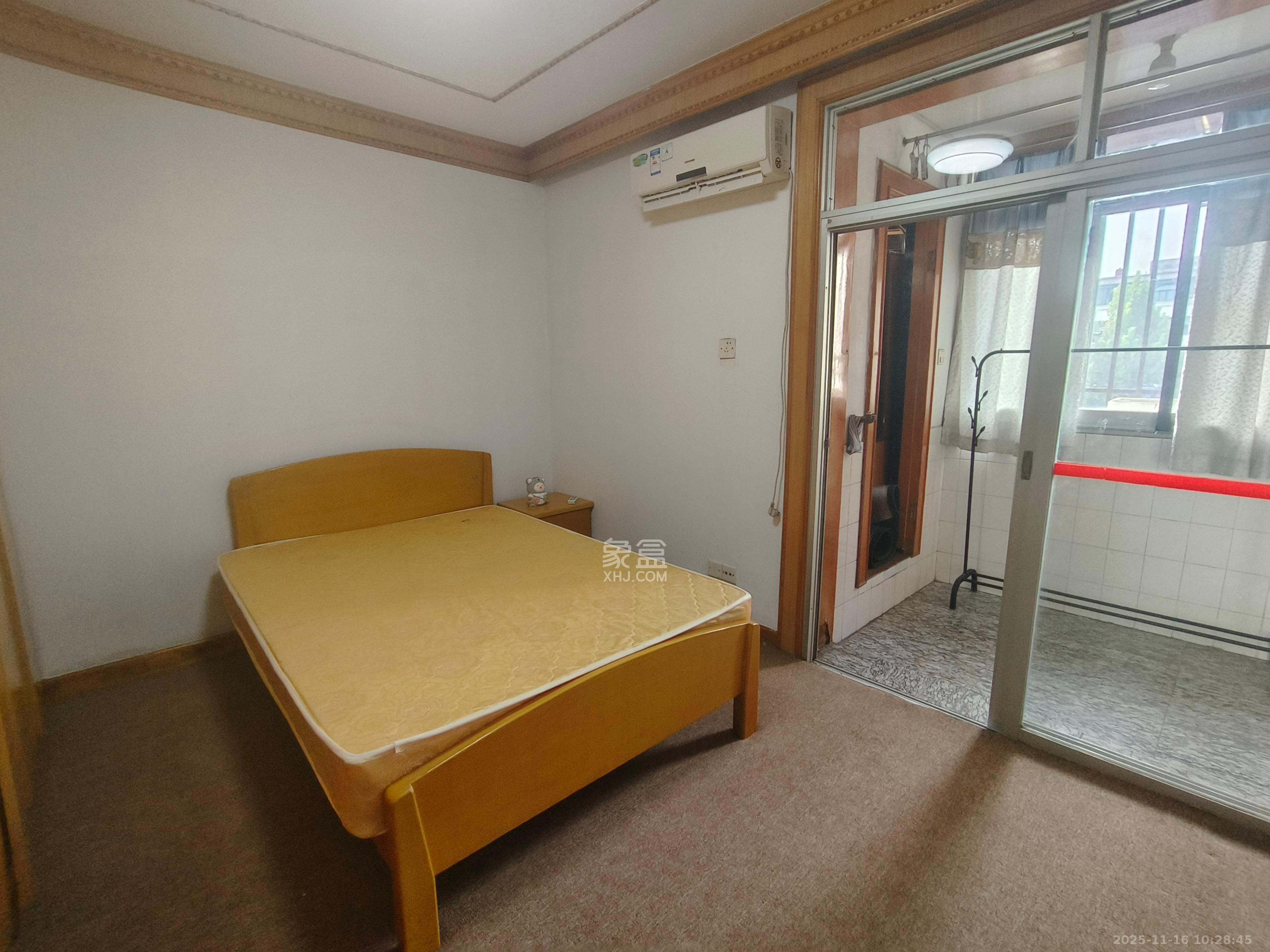 西湖新村 3室1厅1卫 2600.0元/月 西湖新村 3室1厅1卫 2600.0元/月室内图