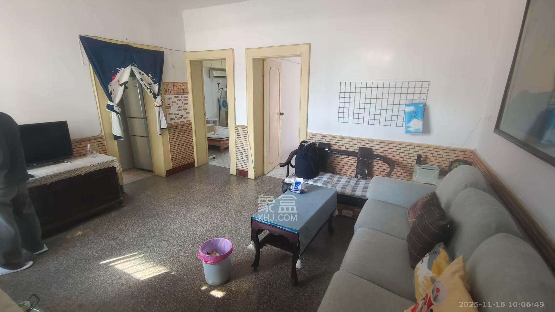 工农新村（工农桥社区）  2室1厅1卫    1300.0元/月