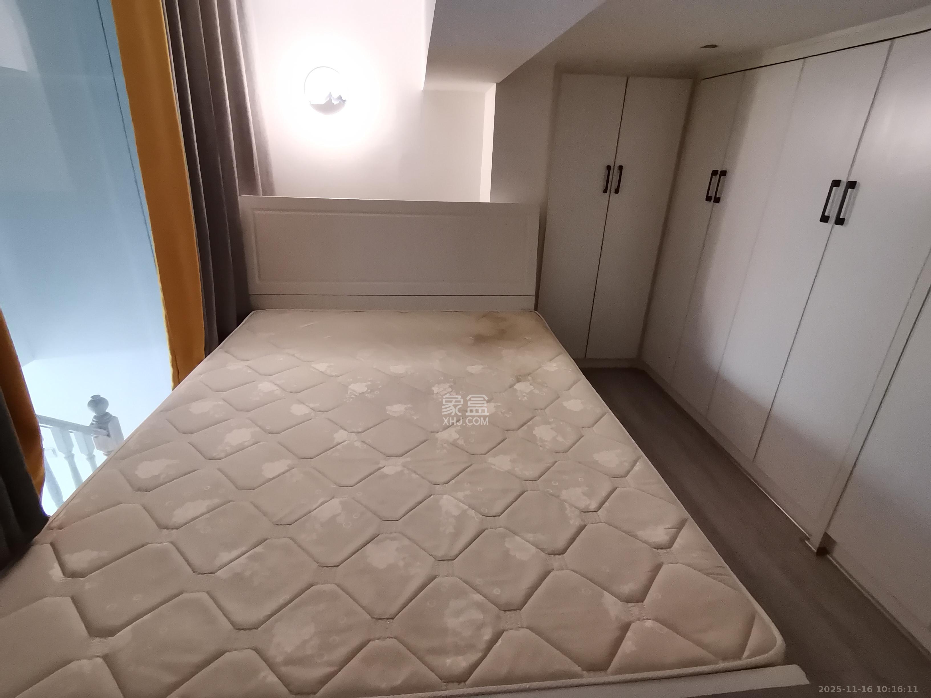 润和滨江府  2室1厅1卫    1800.0元/月室内图