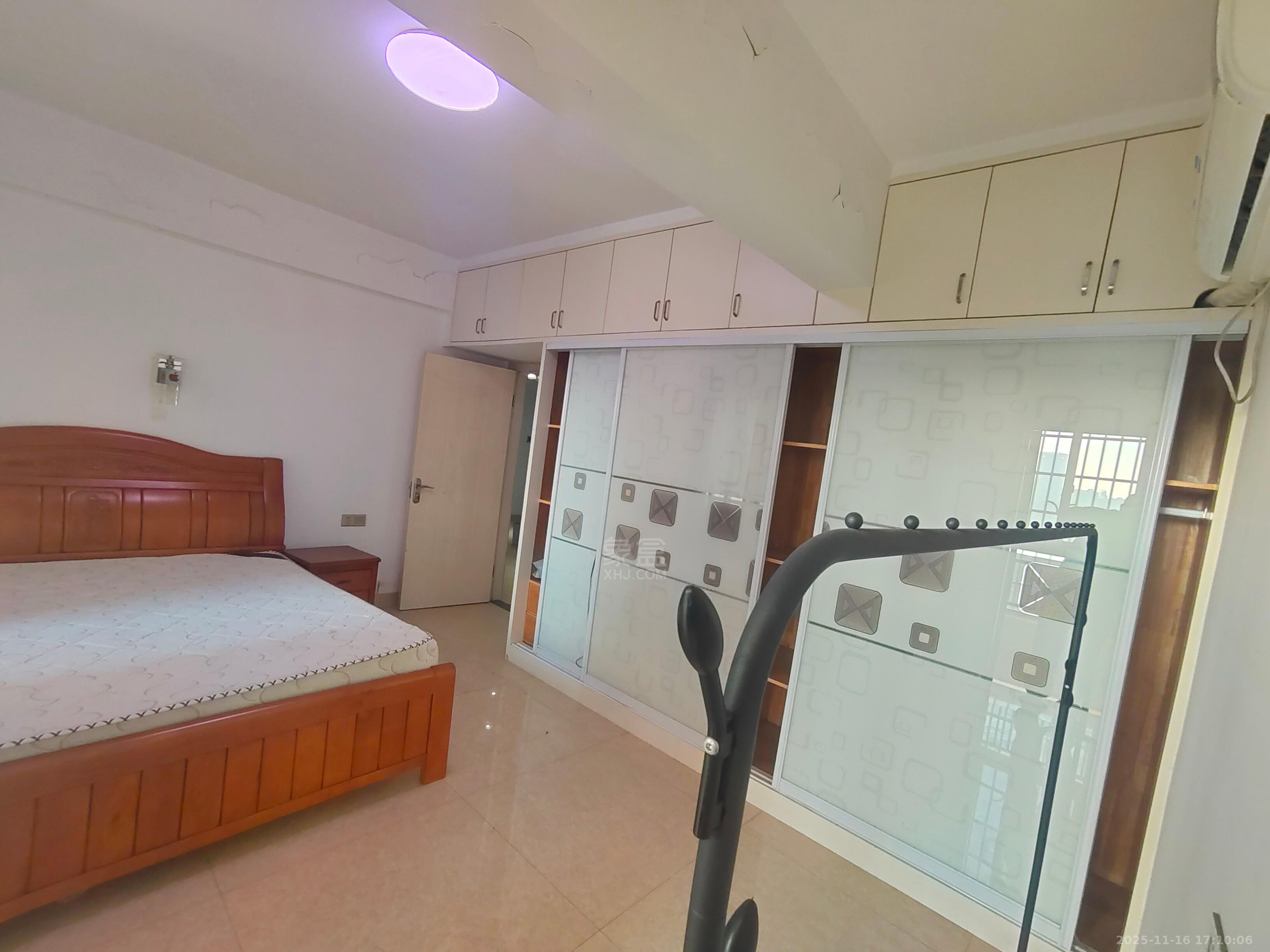 文化园三期  2室2厅1卫    1200.0元/月室内图