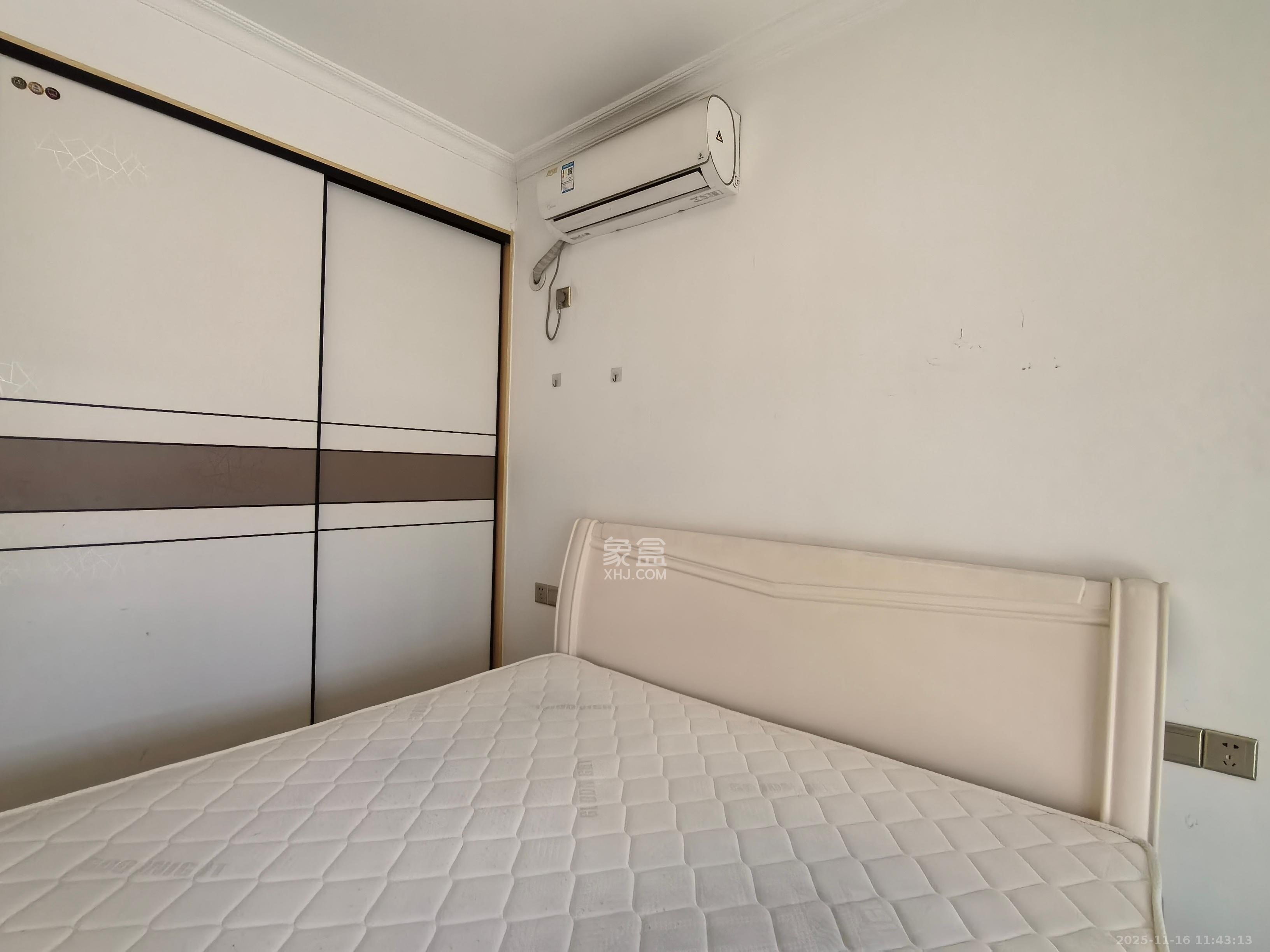 茶山馨苑  3室2厅1卫    2600.0元/月室内图