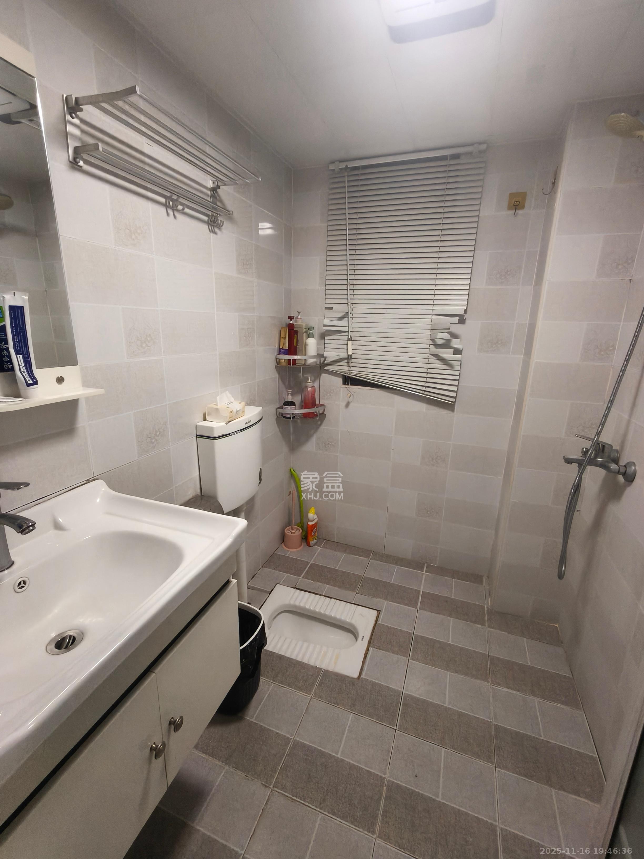 中欣楚天熙苑  2室1厅1卫    2400.0元/月室内图