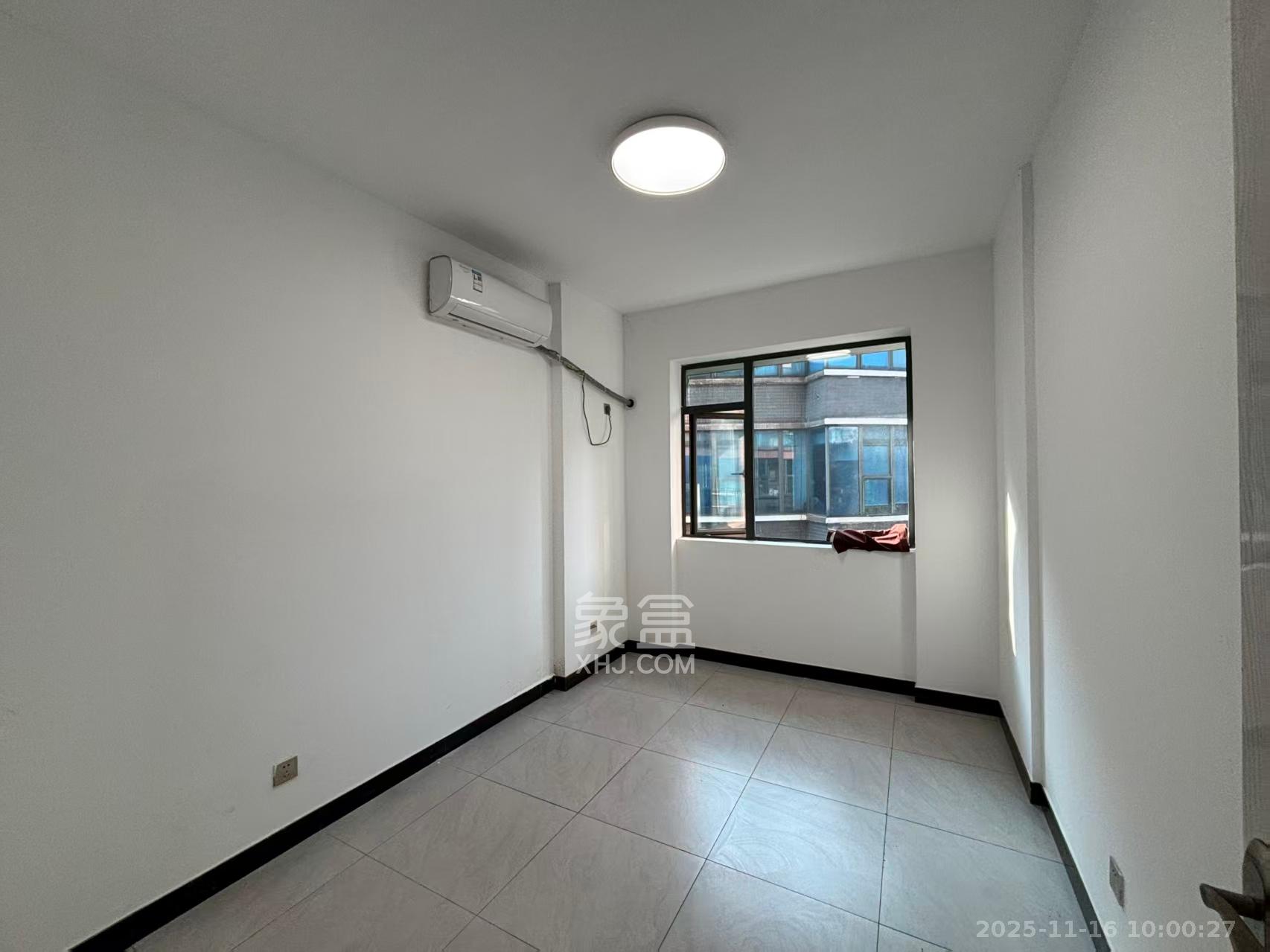 BOBO天下城（CTA财富中心）  3室2厅1卫    2600.0元/月室内图