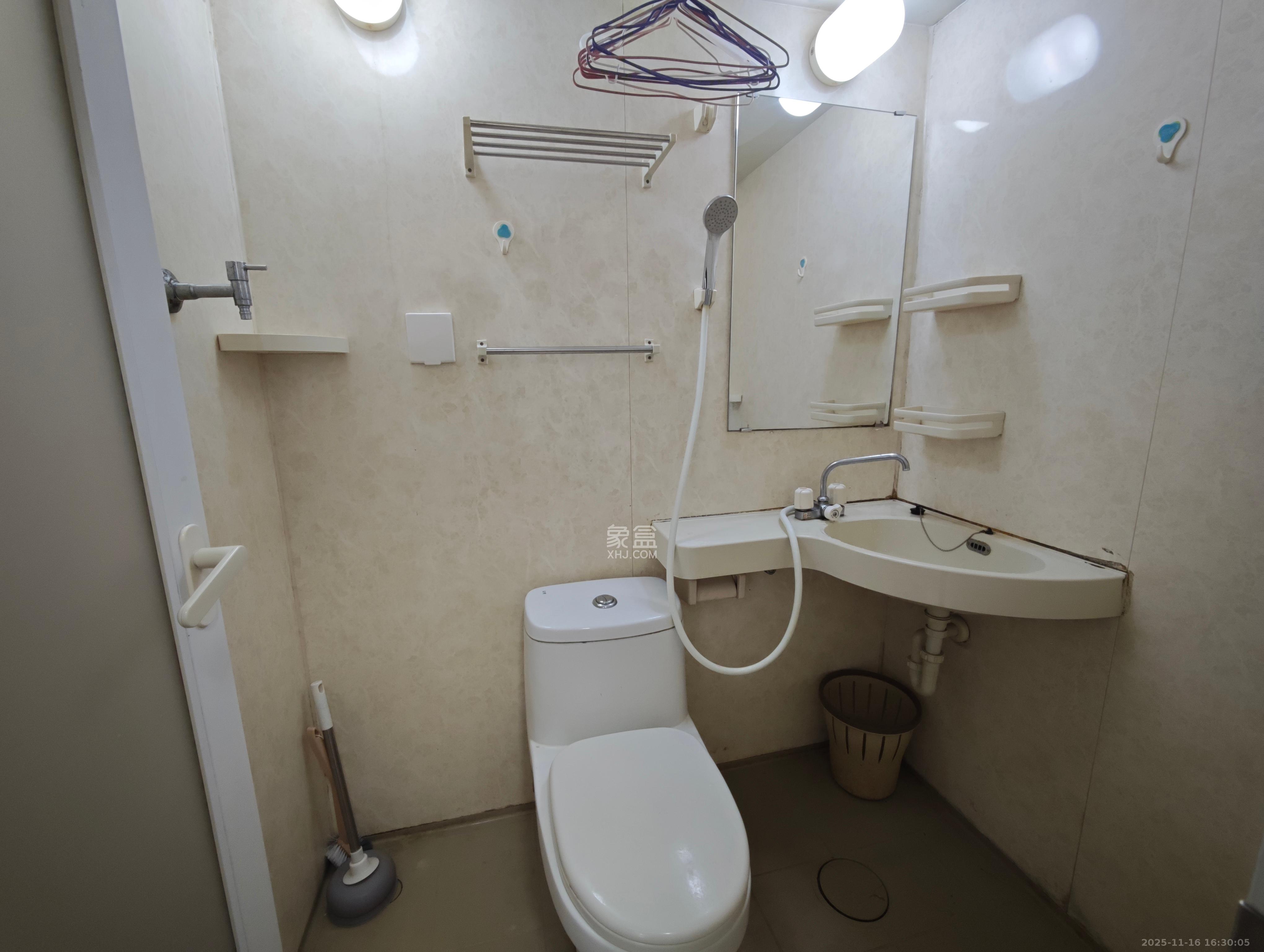 建安像素汇  1室1厅1卫    1400.0元/月室内图