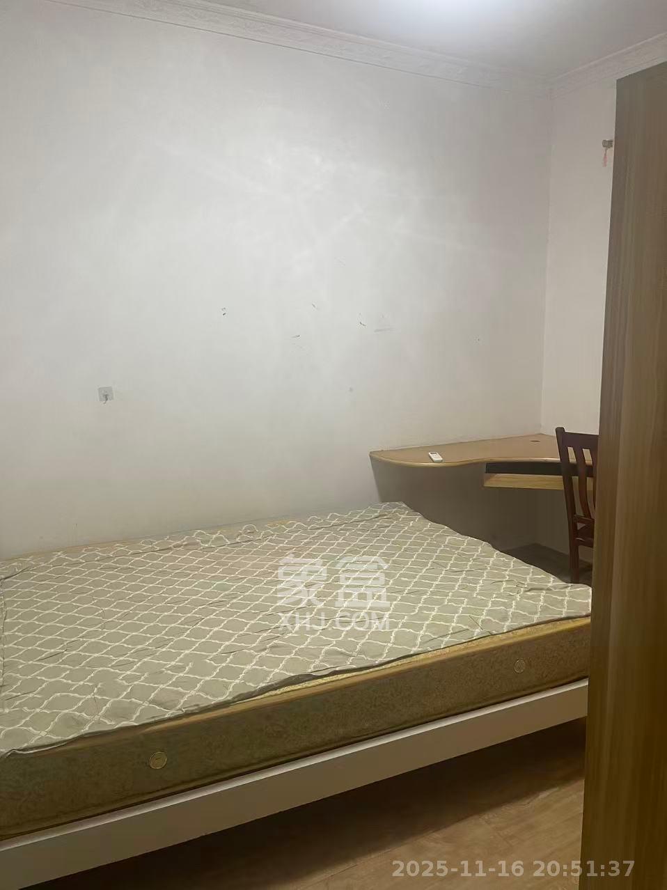 和馨园  1室1厅1卫    2400.0元/月室内图